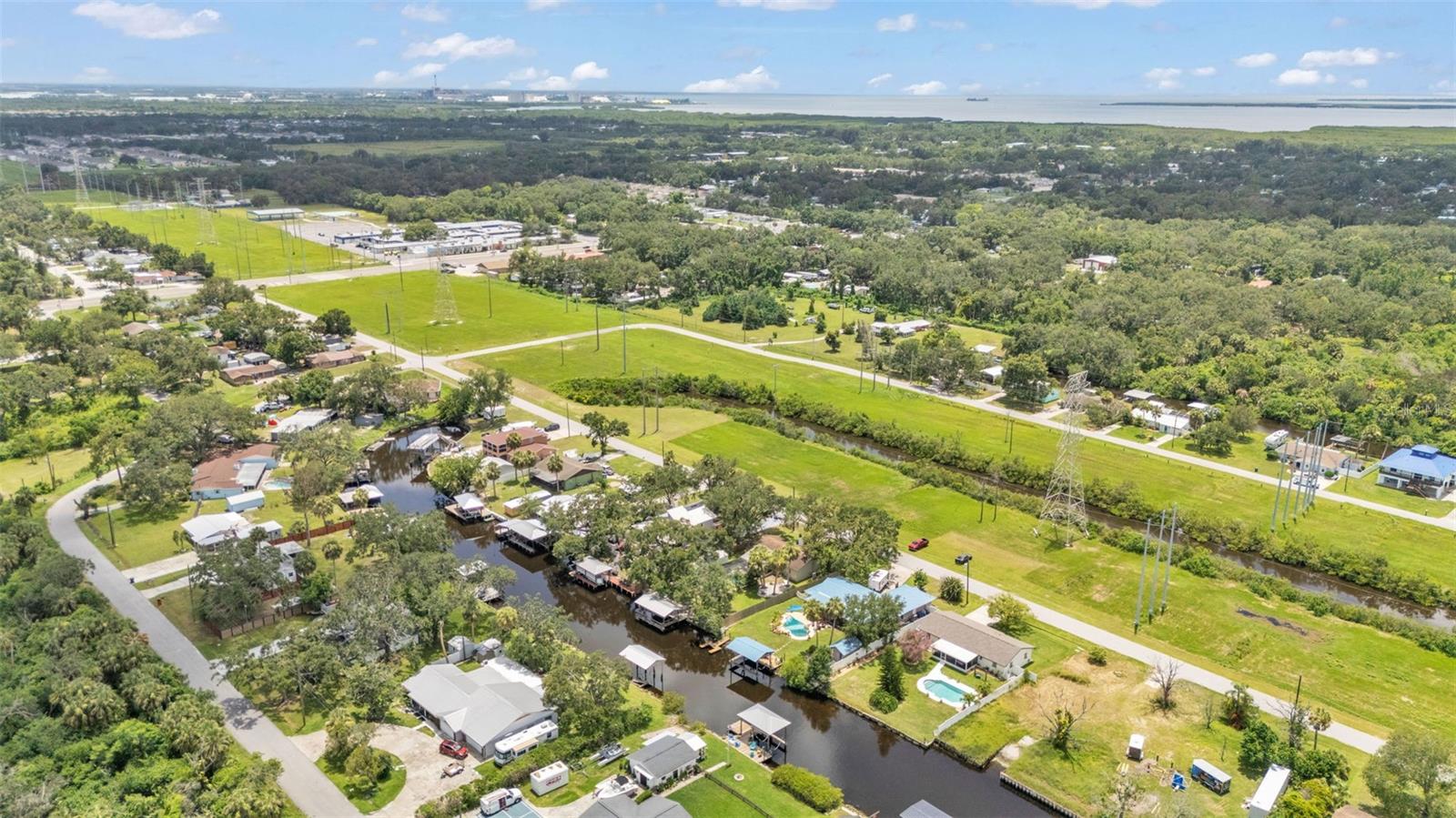 9934 PENINSULAR DR, GIBSONTON, FL, 33534