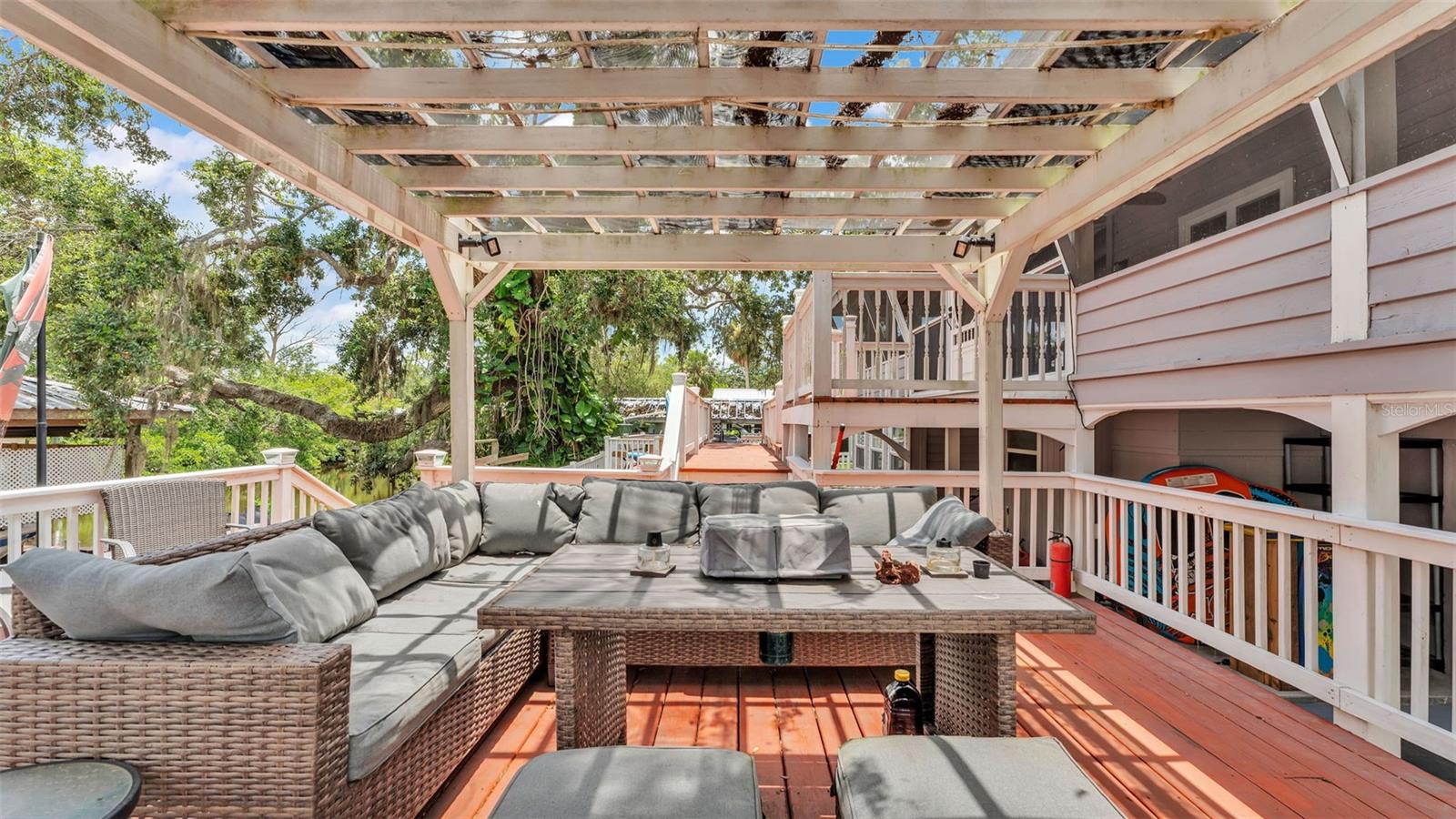 9934 PENINSULAR DR, GIBSONTON, FL, 33534