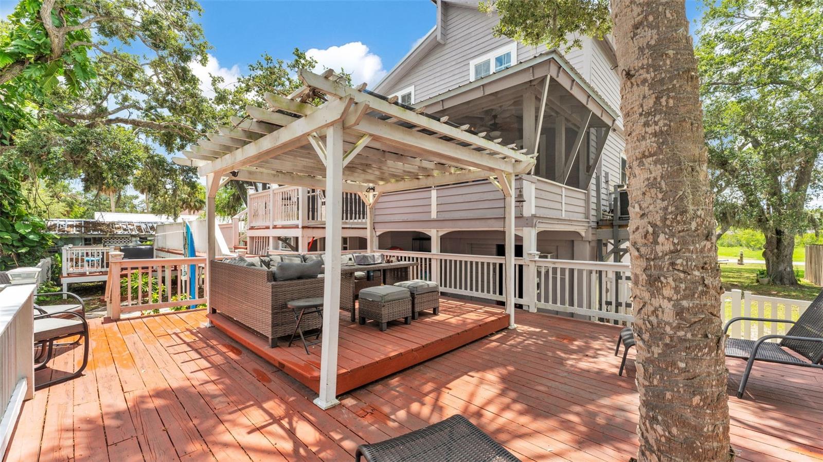 9934 PENINSULAR DR, GIBSONTON, FL, 33534