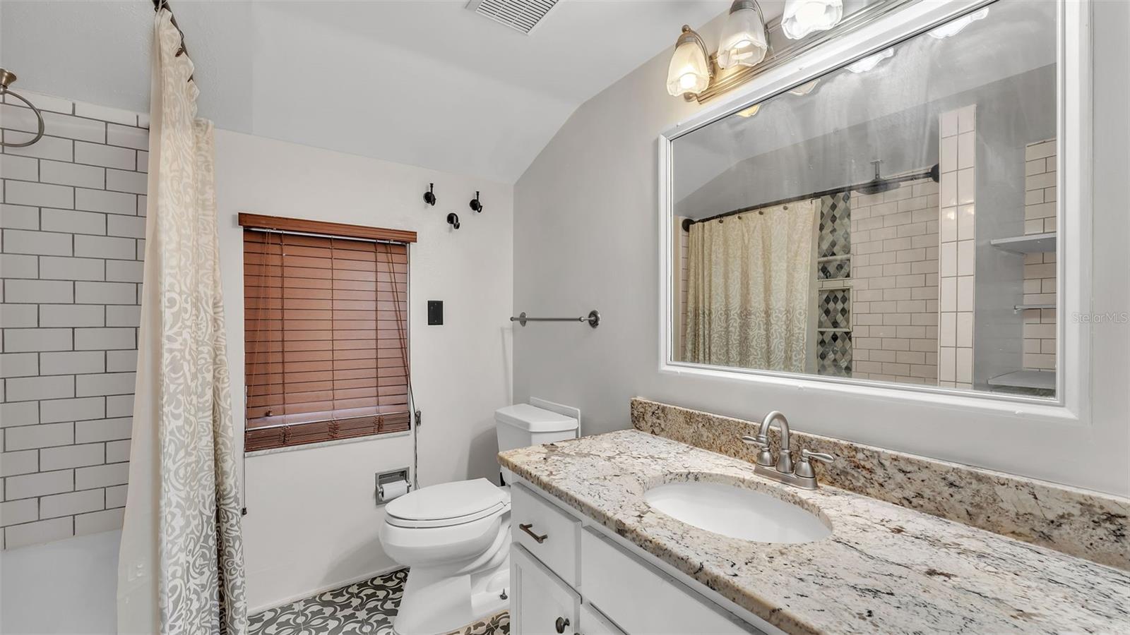 9934 PENINSULAR DR, GIBSONTON, FL, 33534