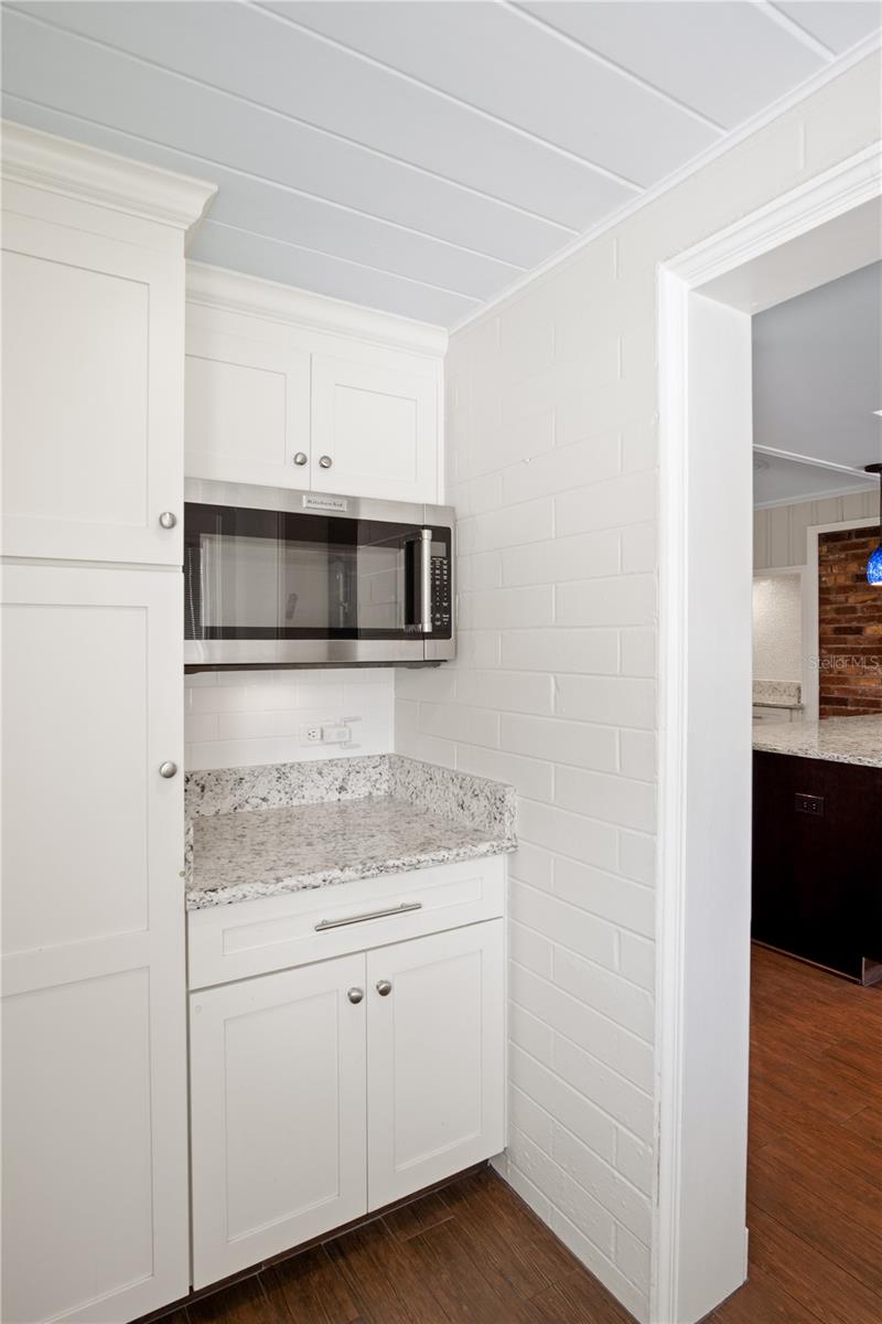 1228 SPRING LAKE DR, ORLANDO, FL, 32804