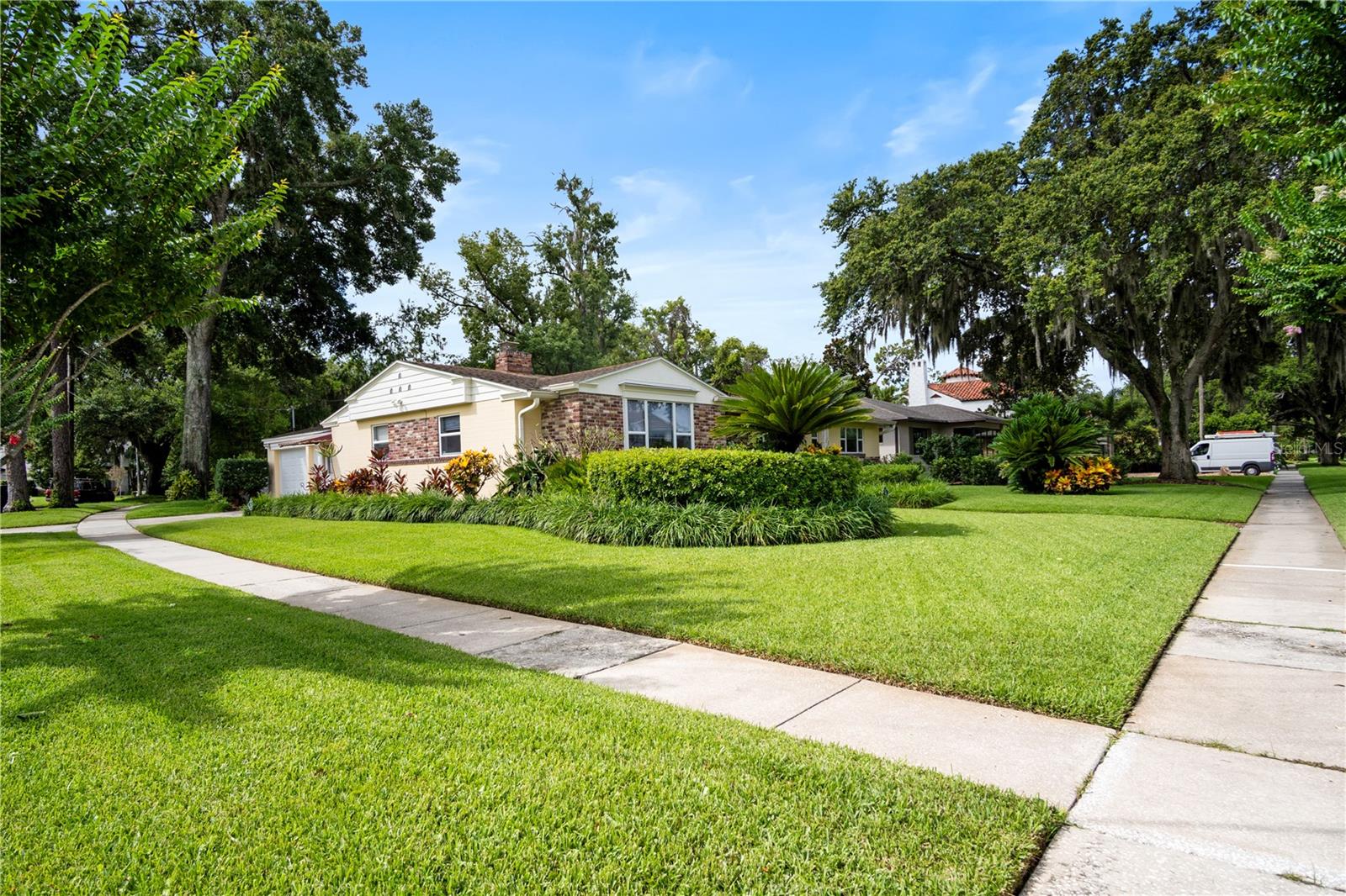 1228 SPRING LAKE DR, ORLANDO, FL, 32804