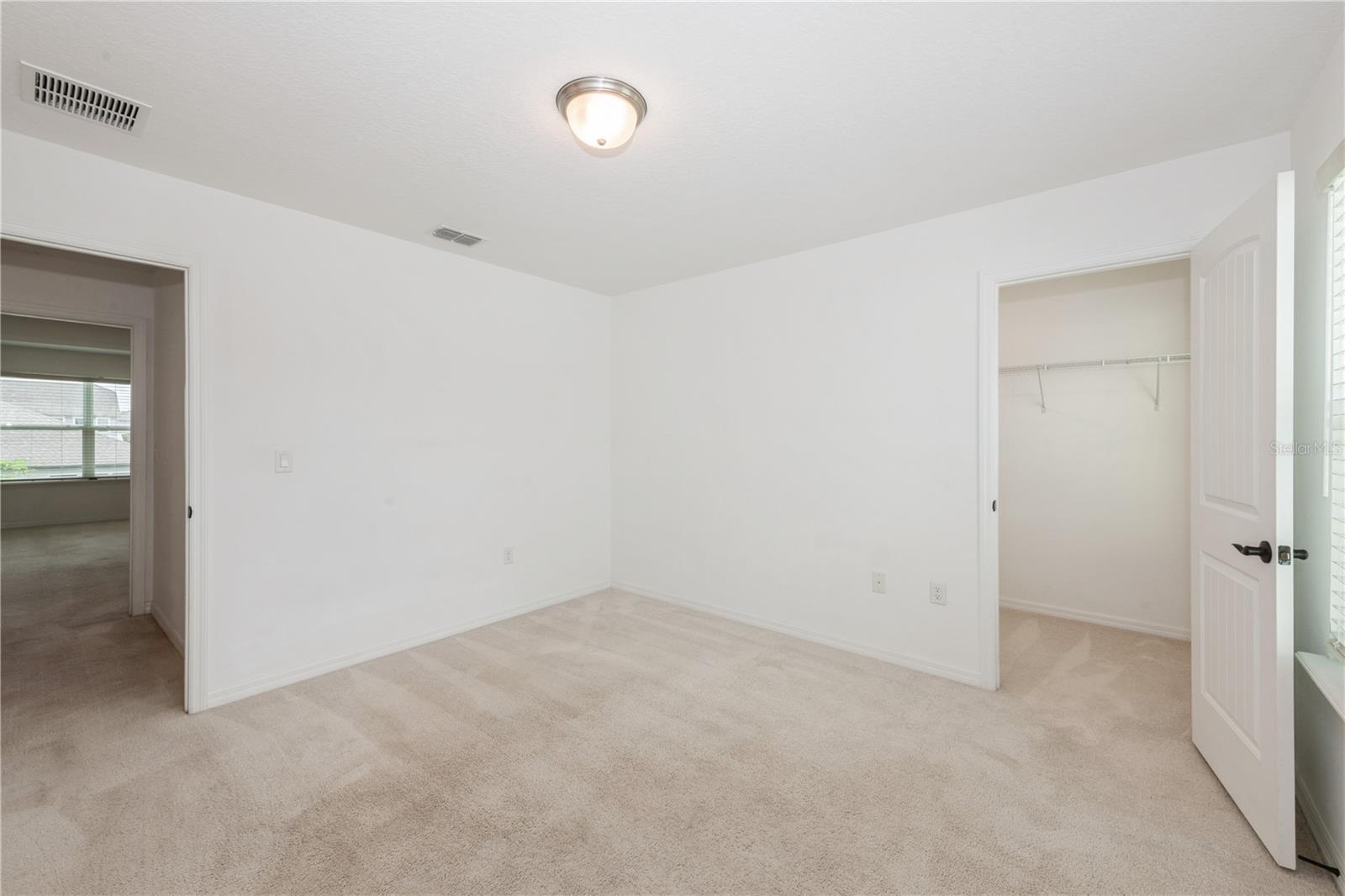 O6323915 Property Photo