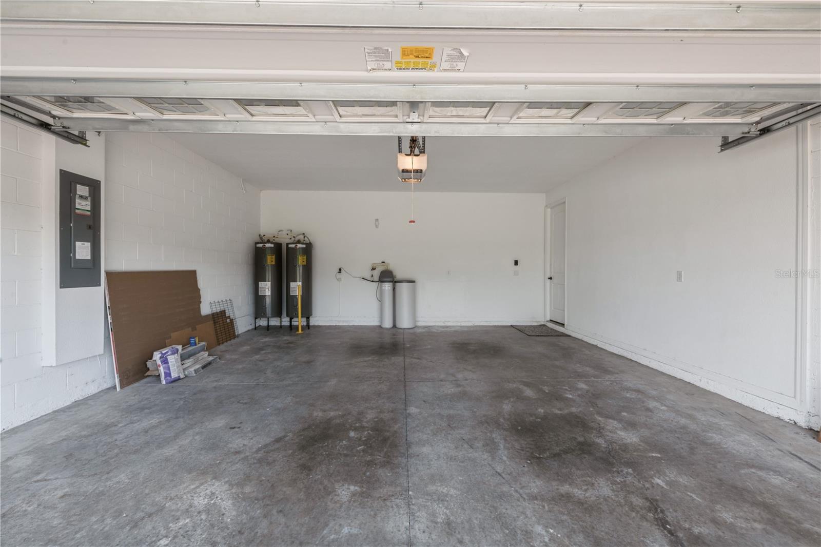 O6323915 Property Photo