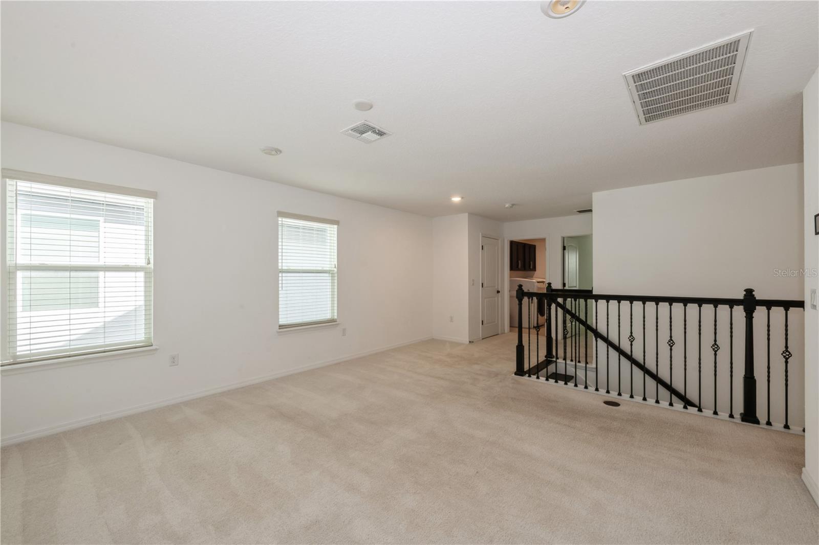 O6323915 Property Photo