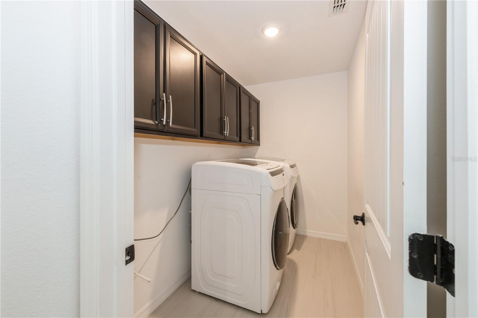 O6323915 Property Photo