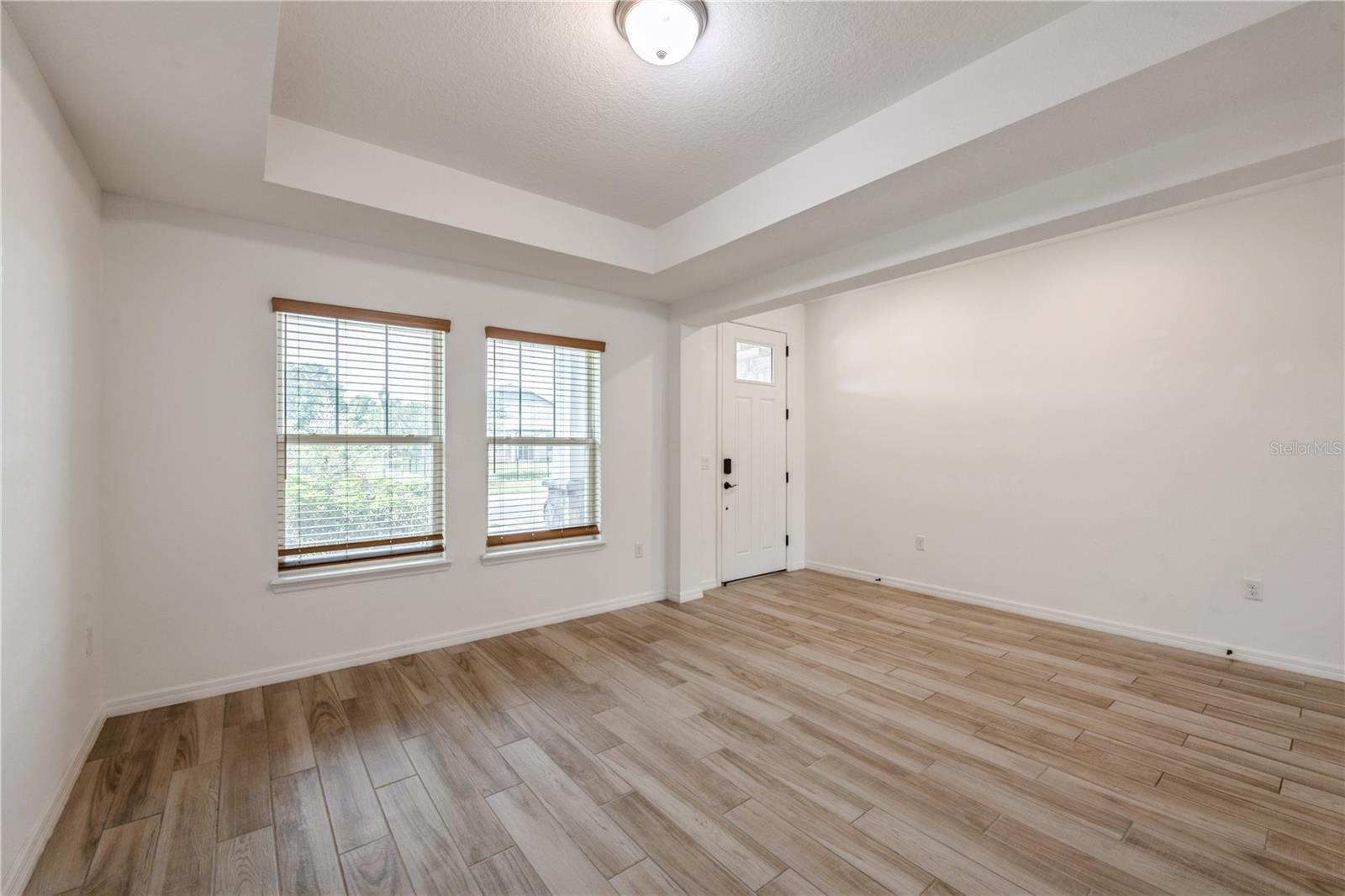 O6323915 Property Photo