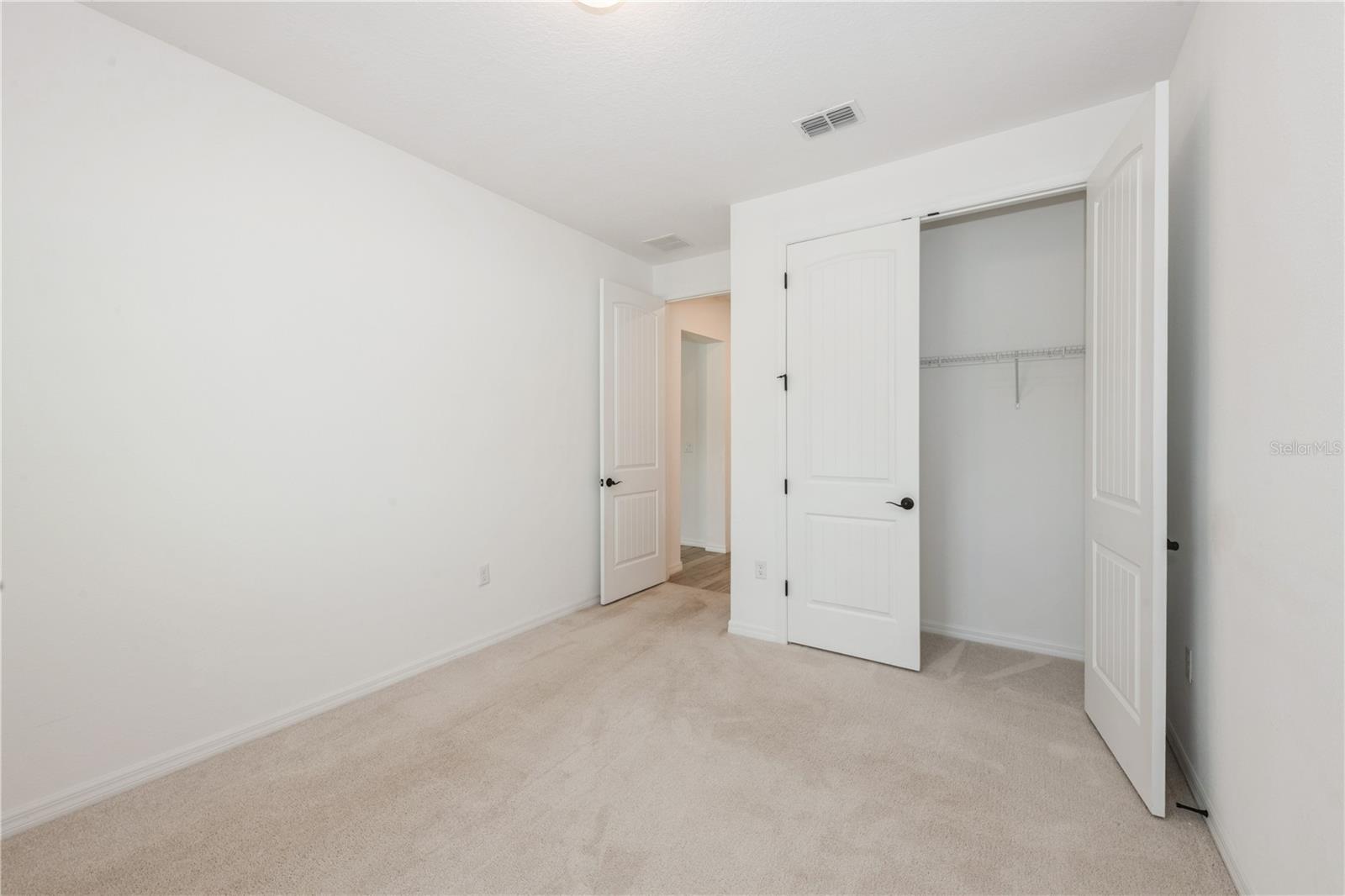 O6323915 Property Photo