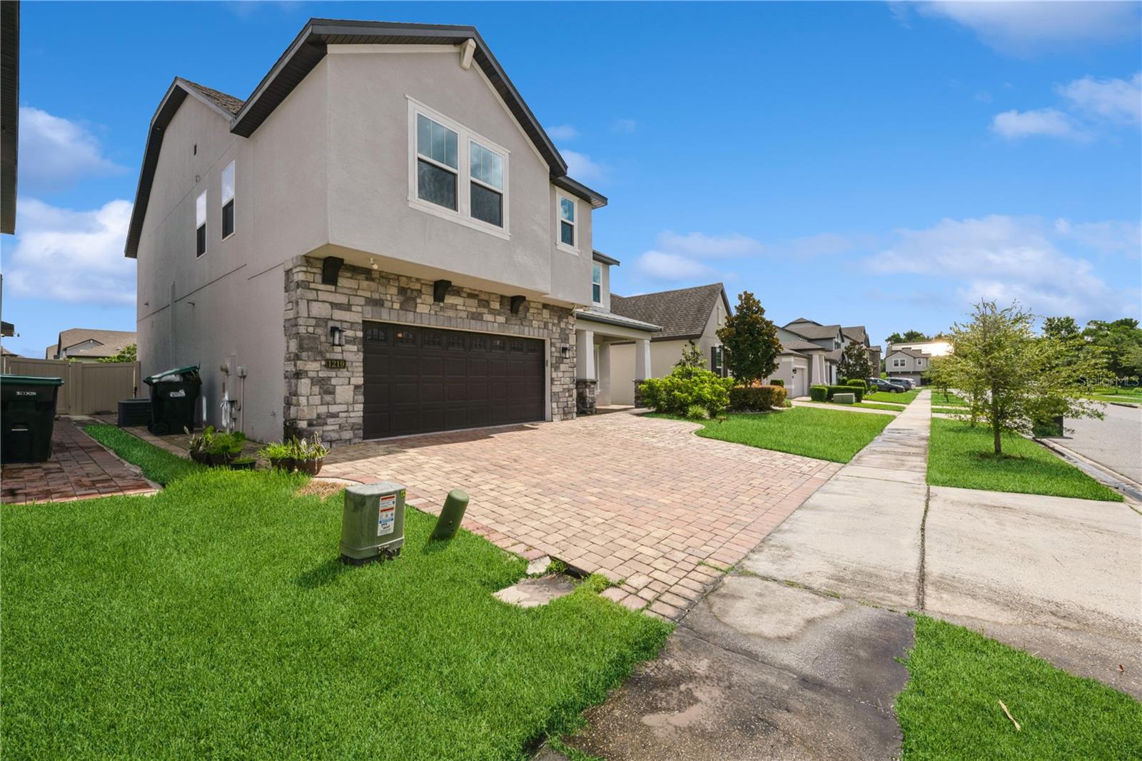 O6323915 Property Photo