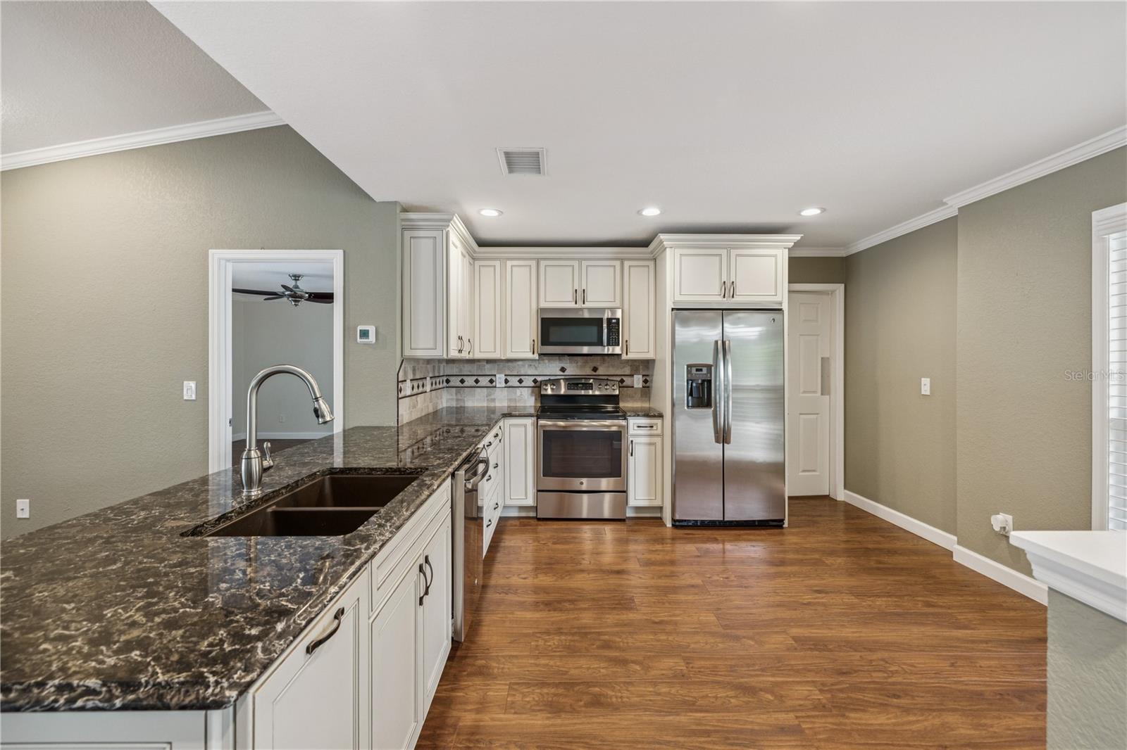 2827 OAK TREE LN, PALM HARBOR, FL, 34684