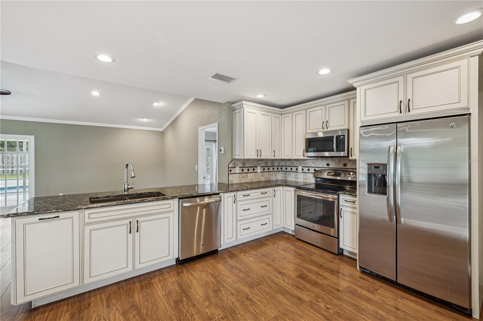 2827 OAK TREE LN, PALM HARBOR, FL, 34684