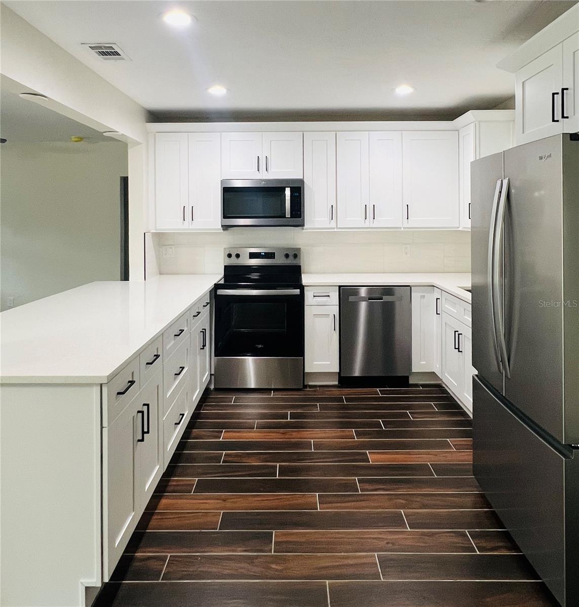 4191 WALNUT ST NE, ST PETERSBURG, FL, 33703