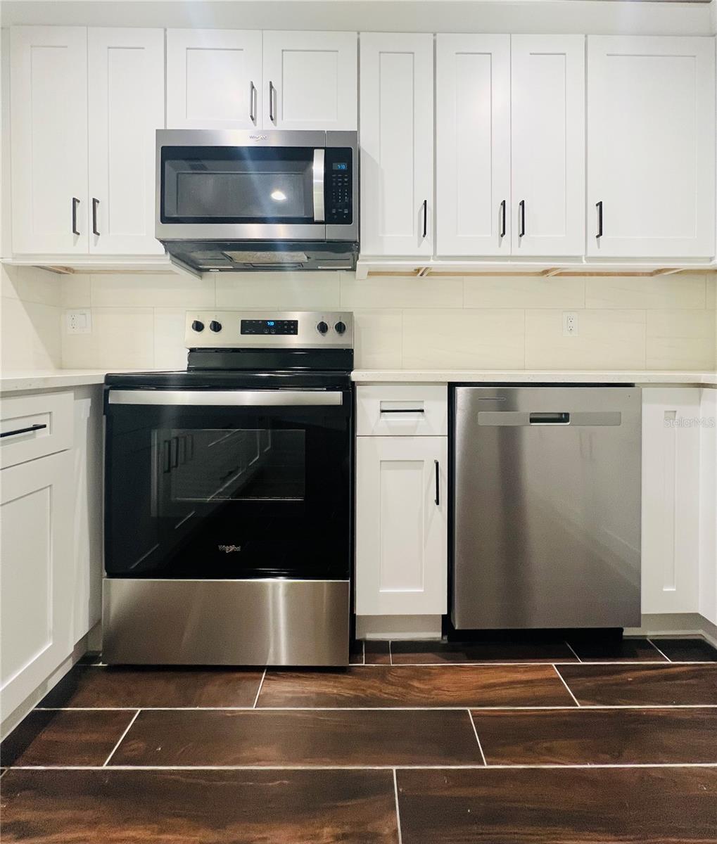 4191 WALNUT ST NE, ST PETERSBURG, FL, 33703