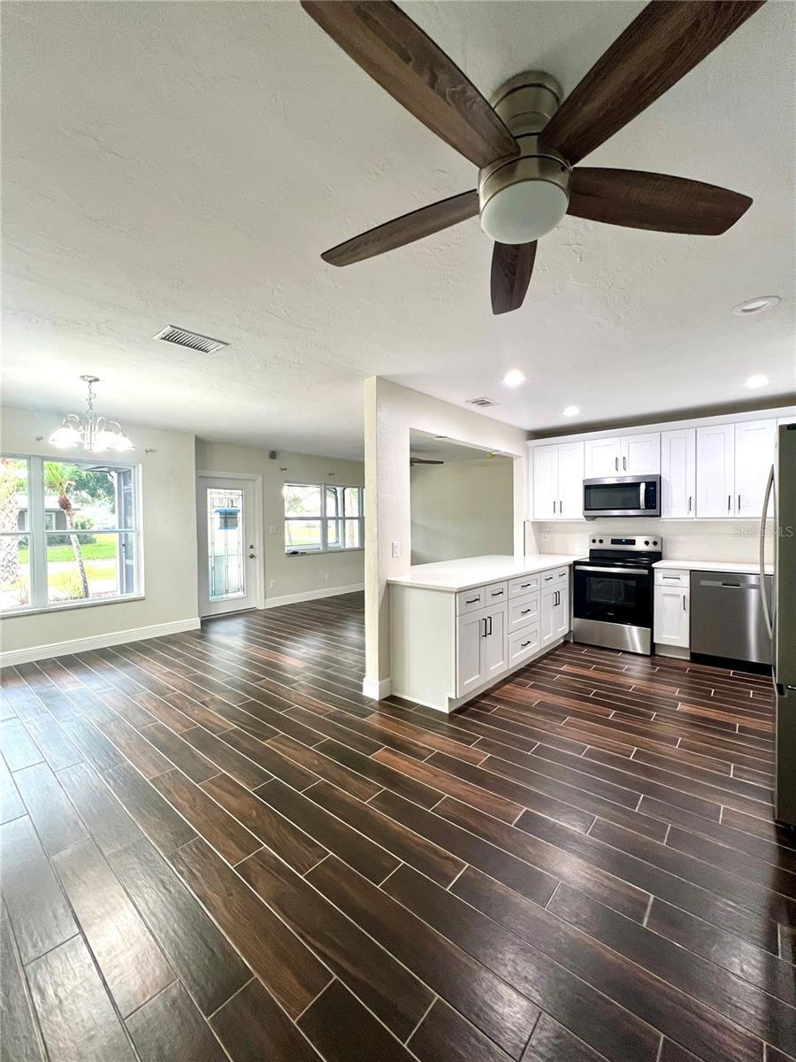 4191 WALNUT ST NE, ST PETERSBURG, FL, 33703