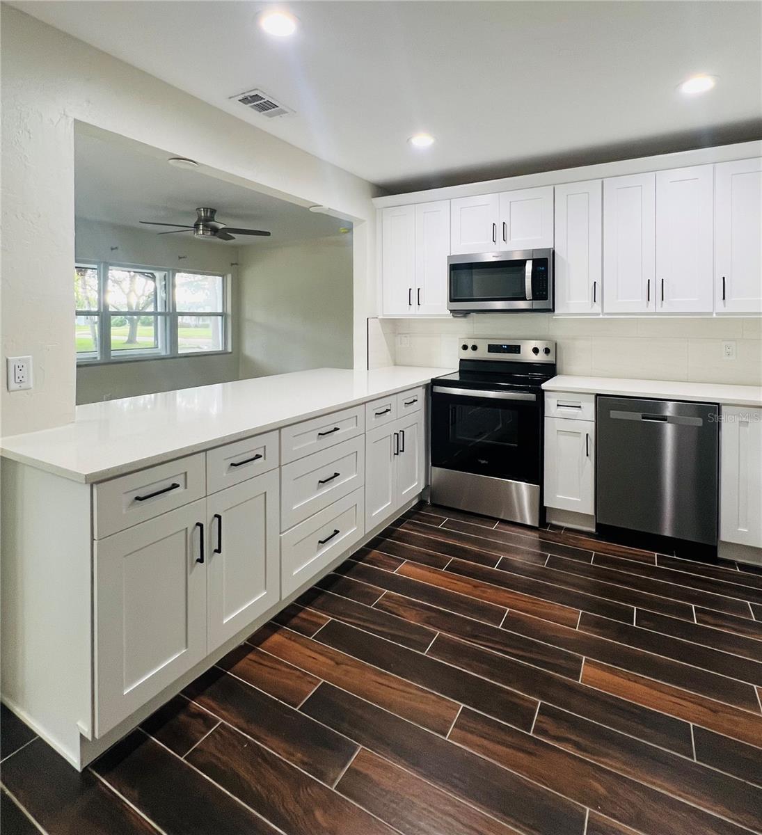 4191 WALNUT ST NE, ST PETERSBURG, FL, 33703