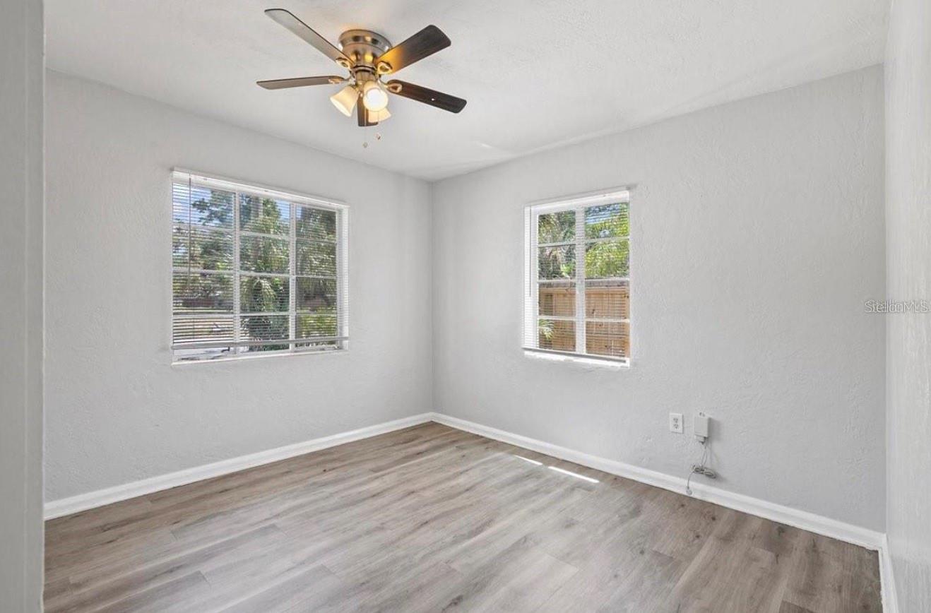 3915 IROQUOIS AVE, SARASOTA, FL, 34234