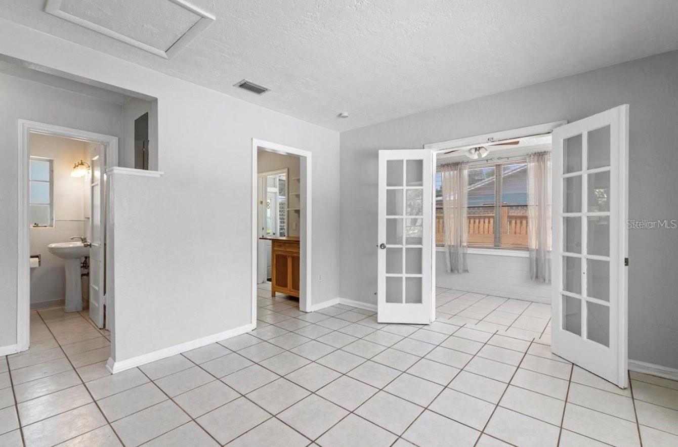 3915 IROQUOIS AVE, SARASOTA, FL, 34234