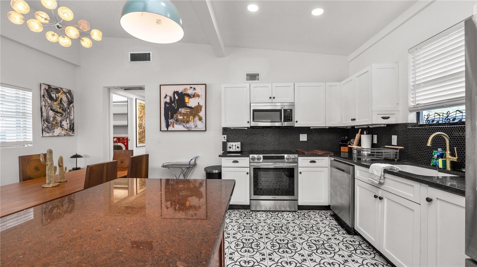 308 E HOLLYWOOD ST, TAMPA, FL, 33604