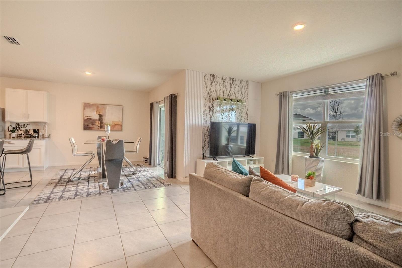 1031 AUGUST SKY DR, DELTONA, FL, 32738