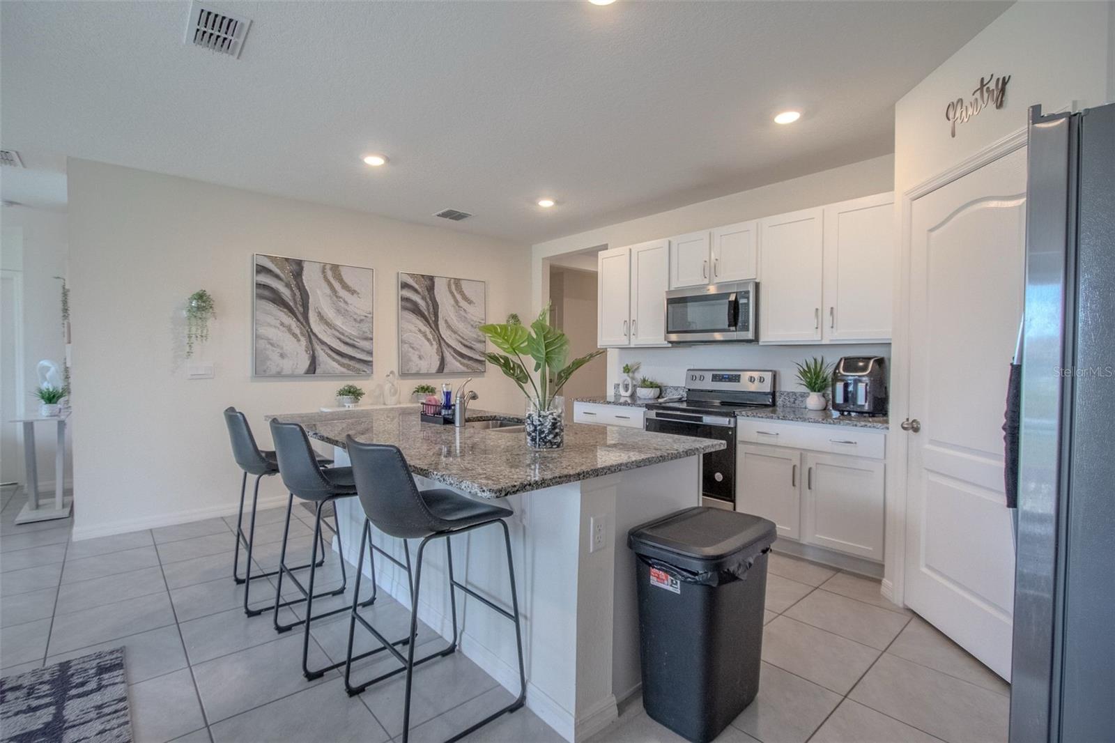 1031 AUGUST SKY DR, DELTONA, FL, 32738