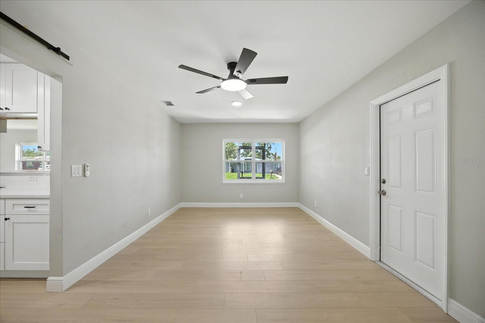 8208 TANGLEWOOD LN, TAMPA, FL, 33615