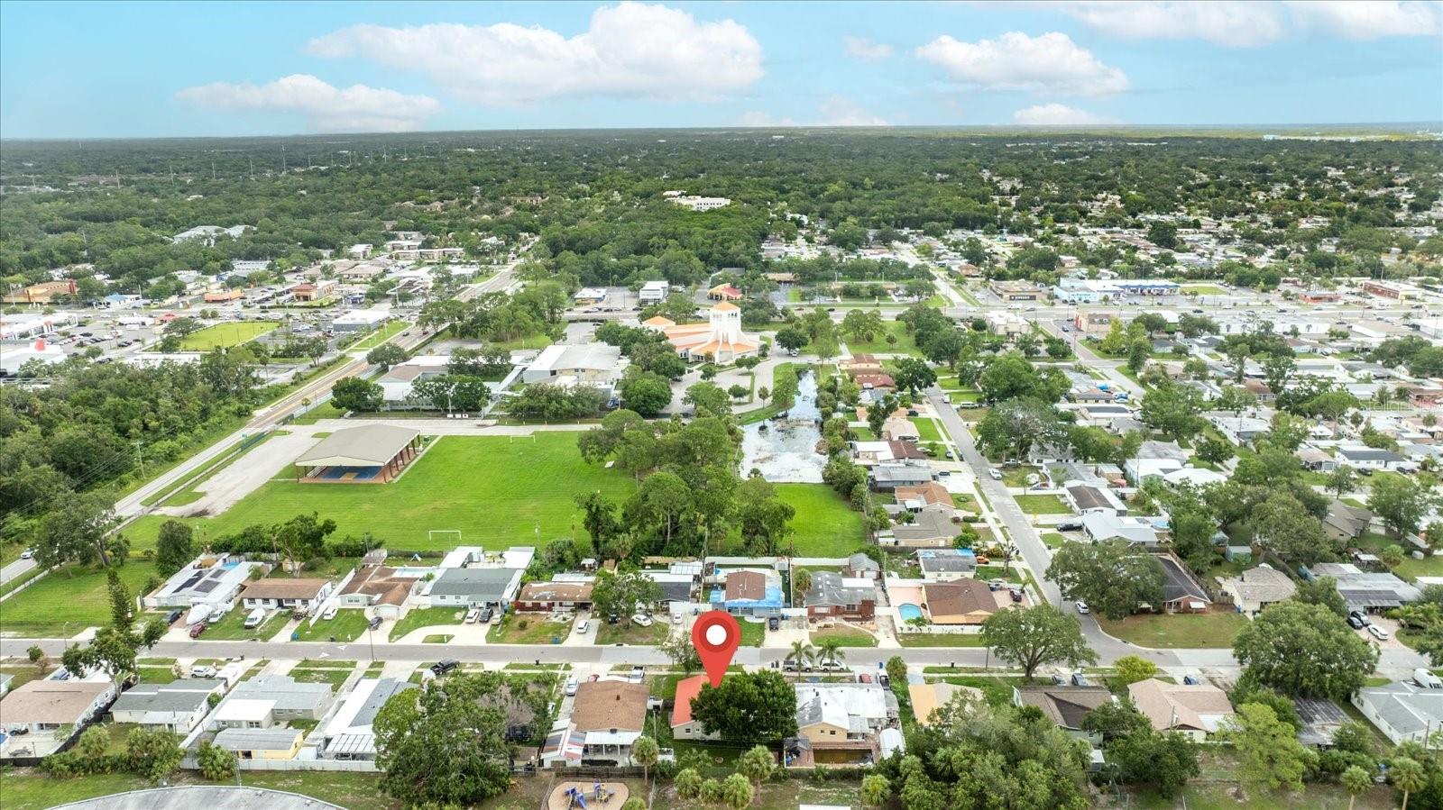 8208 TANGLEWOOD LN, TAMPA, FL, 33615