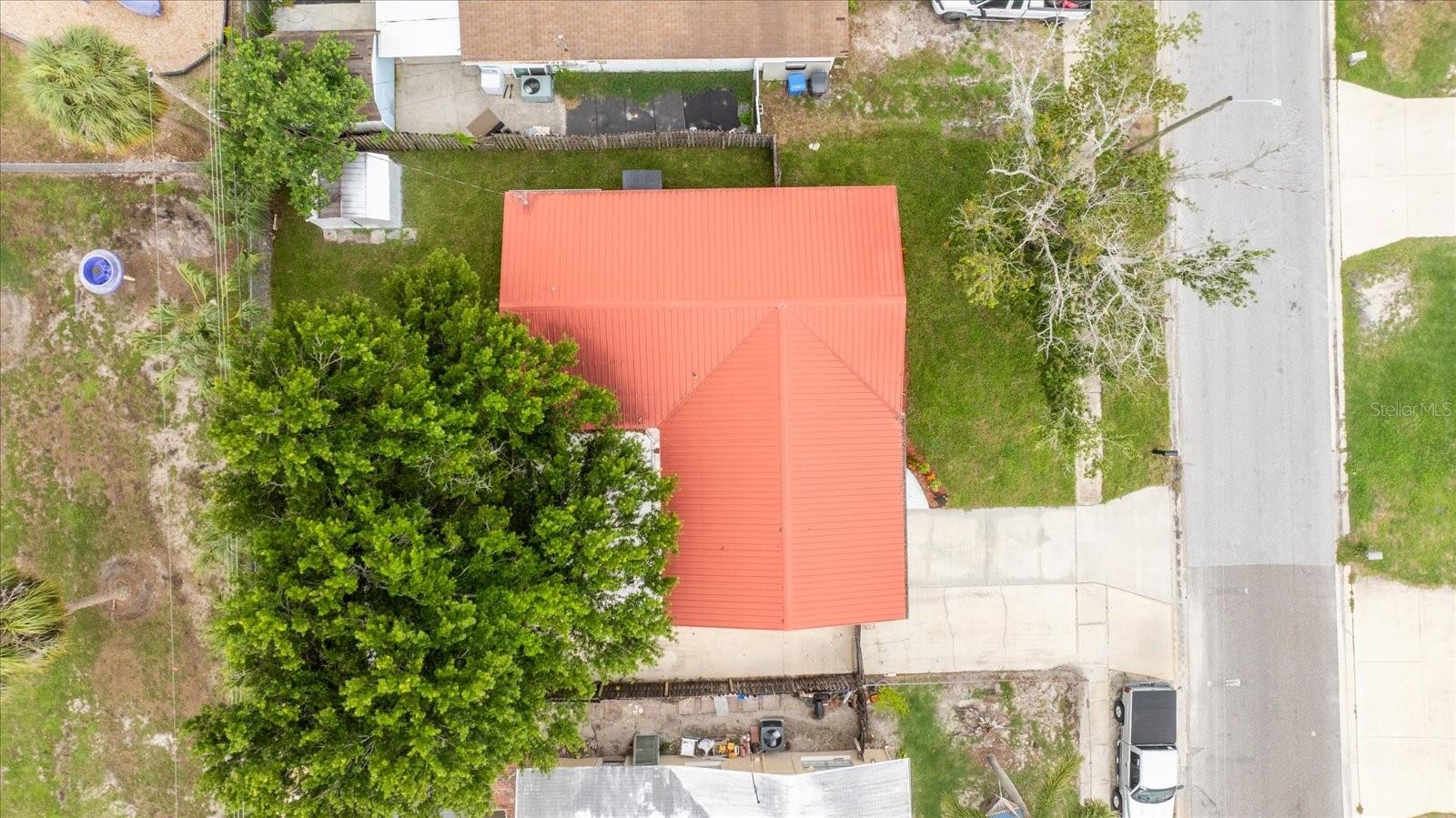 8208 TANGLEWOOD LN, TAMPA, FL, 33615