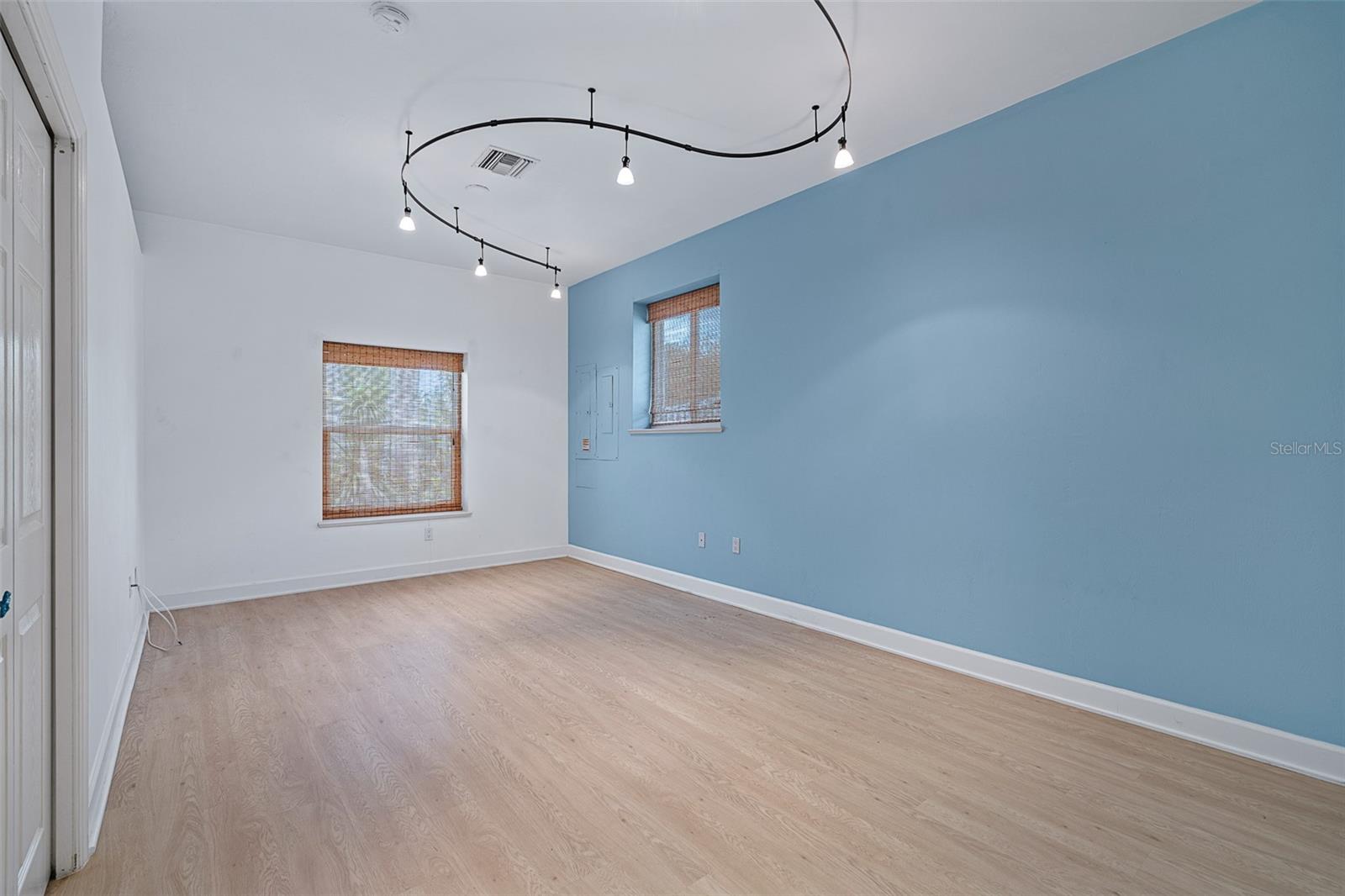 FC310986 Property Photo