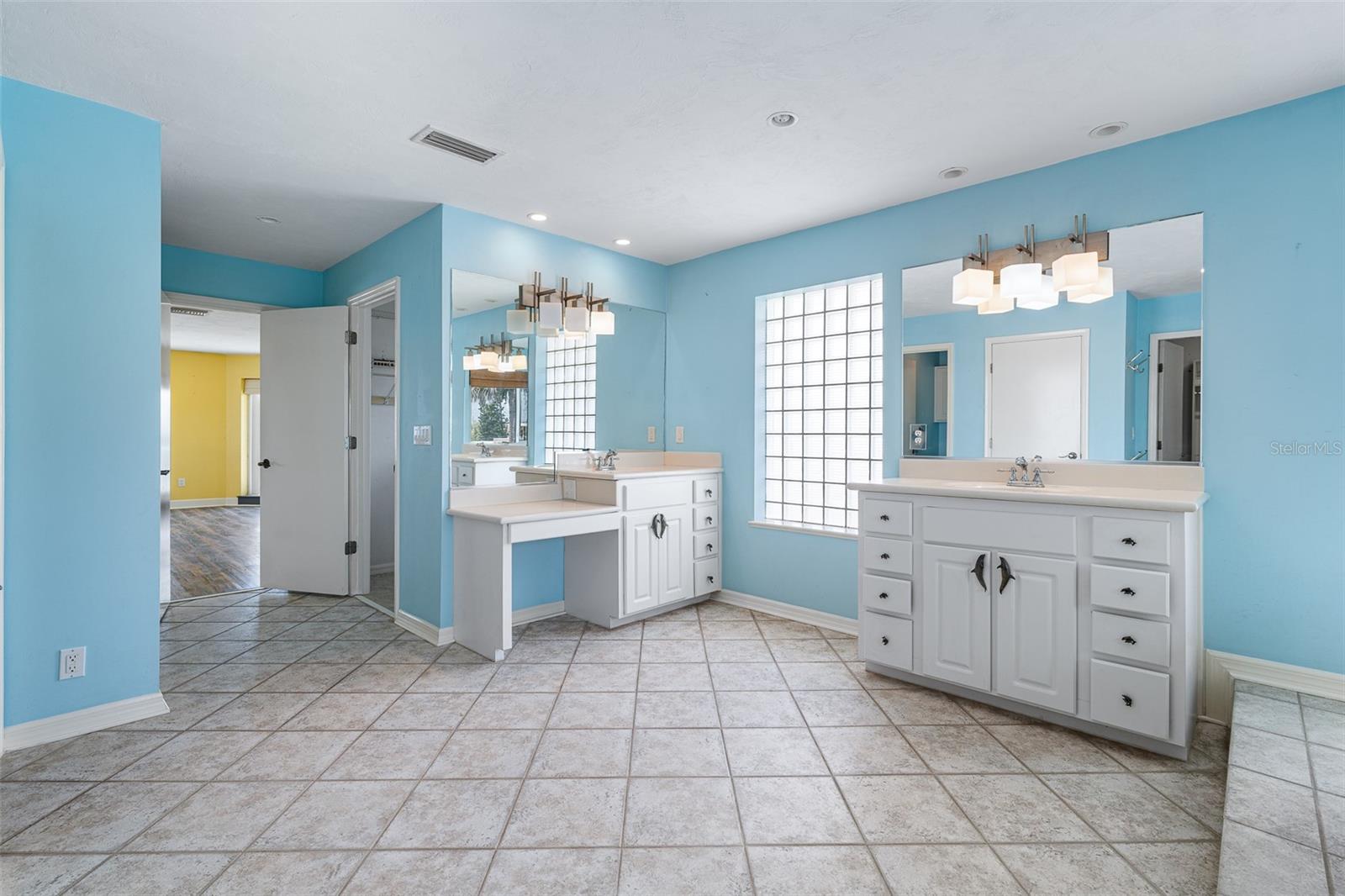 FC310986 Property Photo