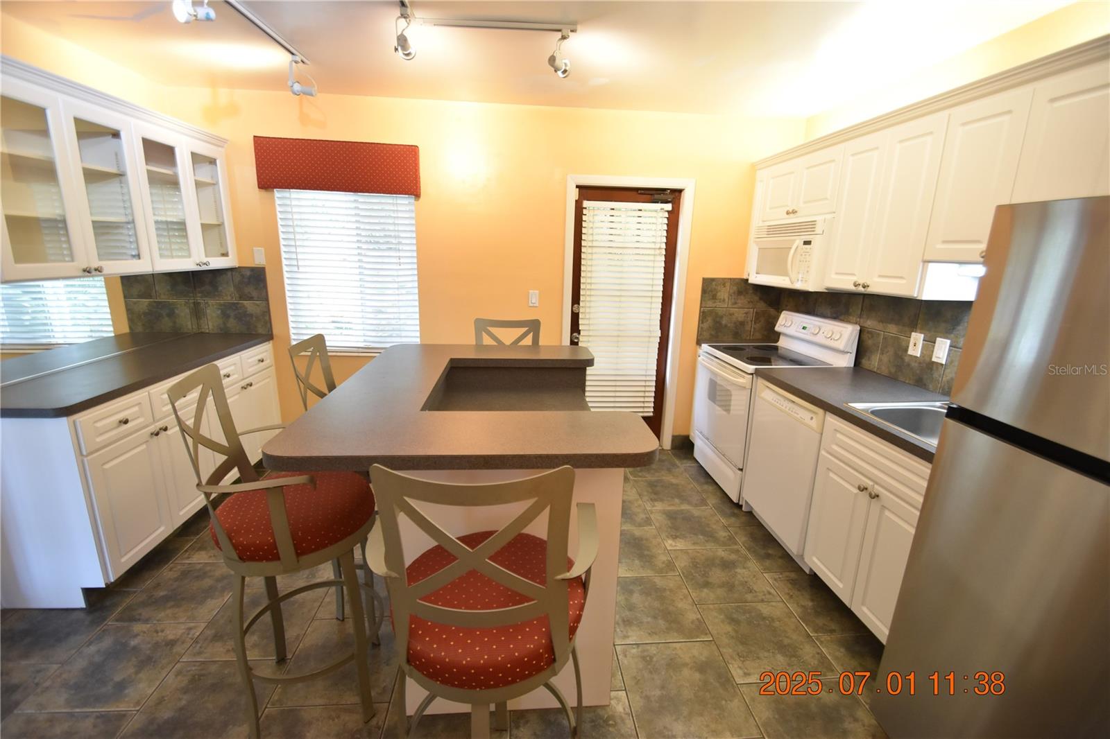 1301 DRUID RD E, CLEARWATER, FL, 33756