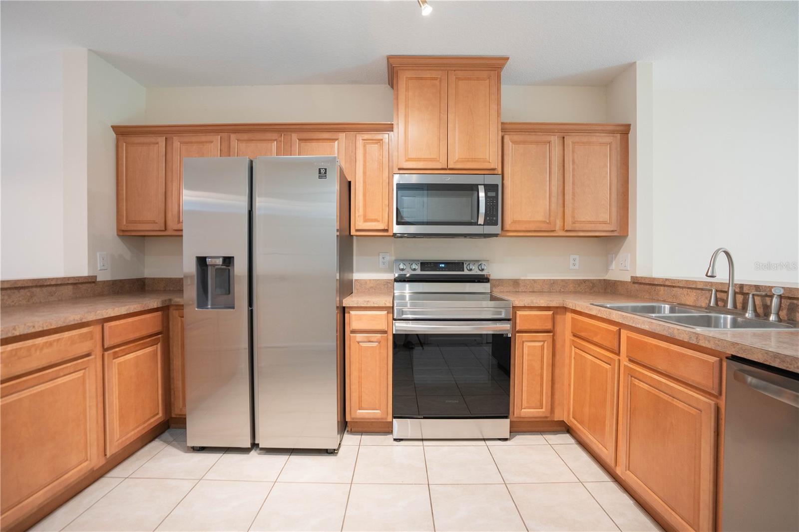 5818 NATURE TERRACE CV, TAMPA, FL, 33617