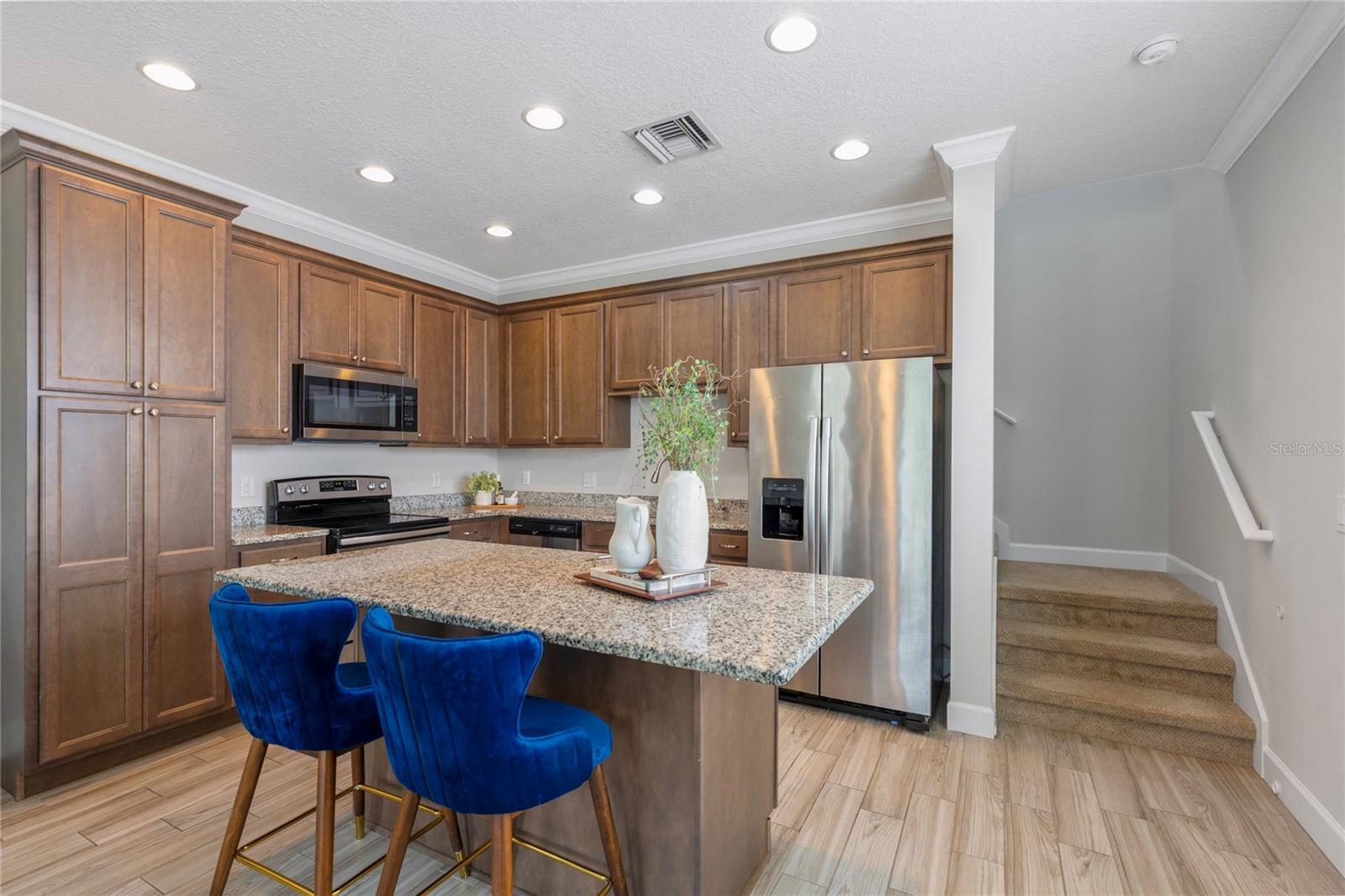 527 JETSTAR LN, OLDSMAR, FL, 34677