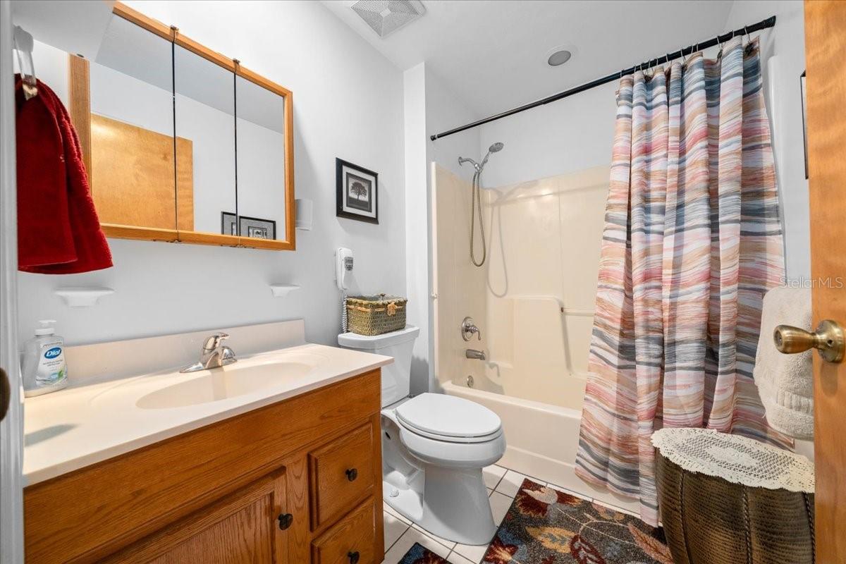 203 NW HWY 441, MICANOPY, FL, 32667