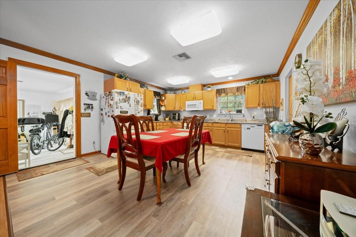 203 NW HWY 441, MICANOPY, FL, 32667