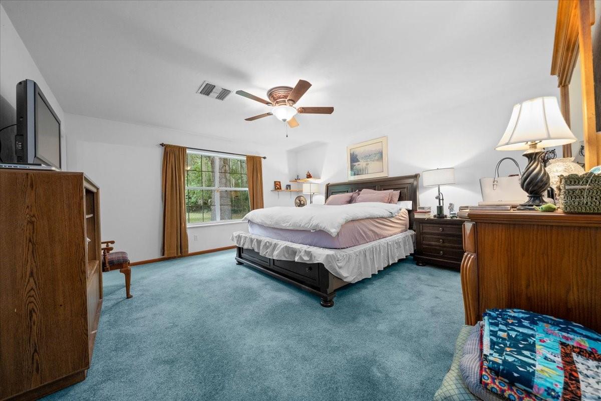 203 NW HWY 441, MICANOPY, FL, 32667