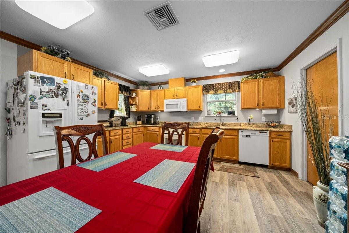 203 NW HWY 441, MICANOPY, FL, 32667