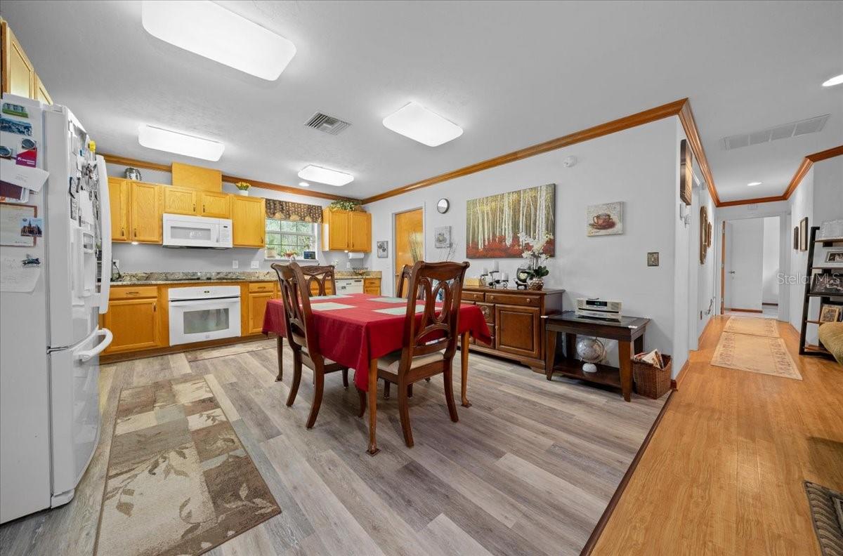 203 NW HWY 441, MICANOPY, FL, 32667