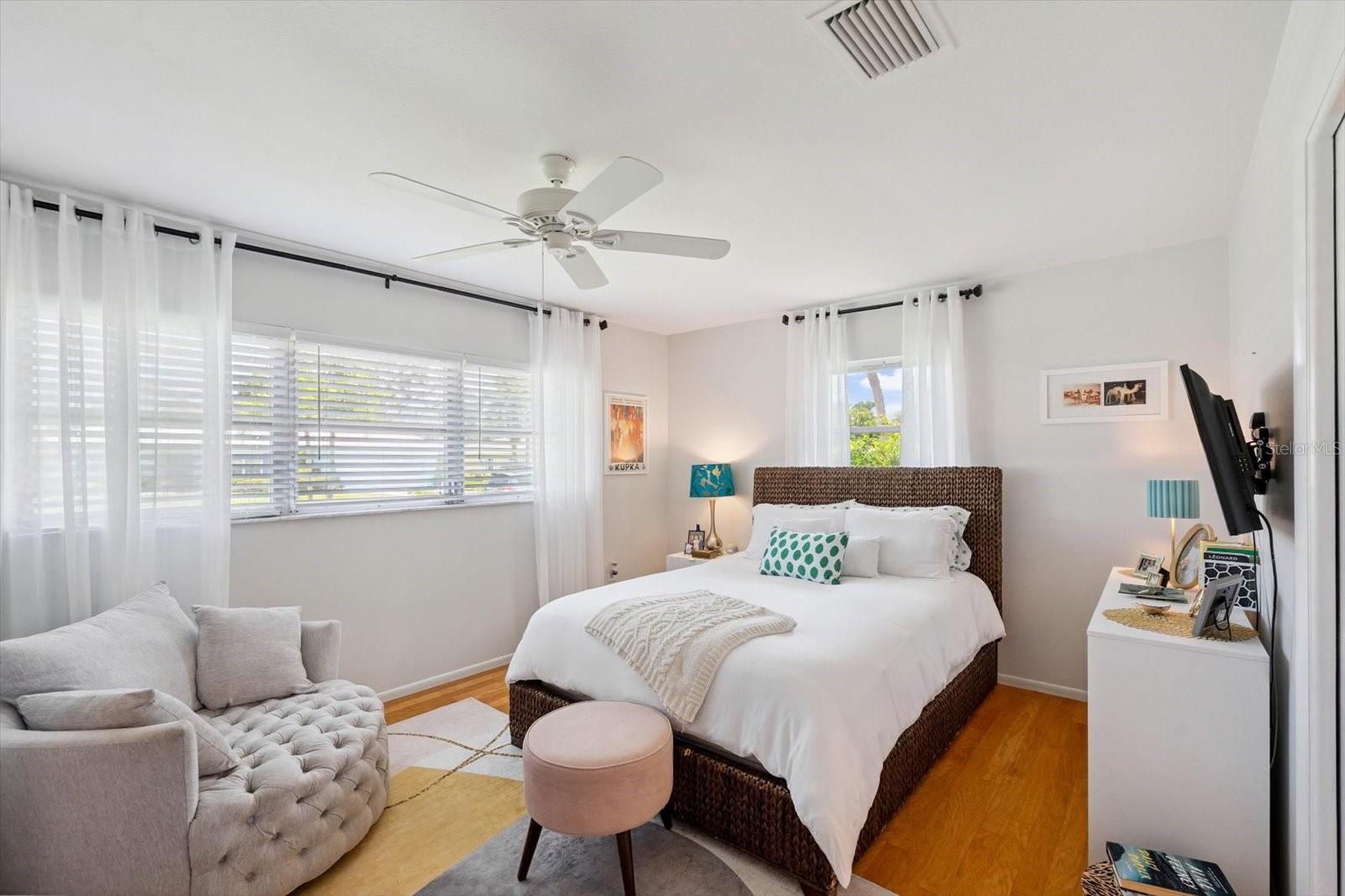 A4657868 Property Photo