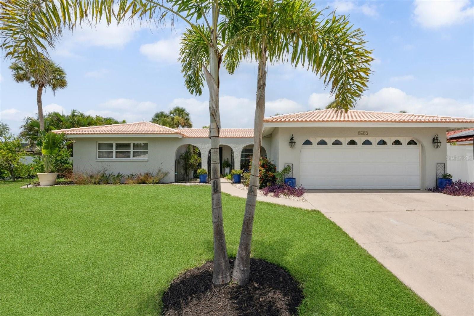 A4657868 Property Photo