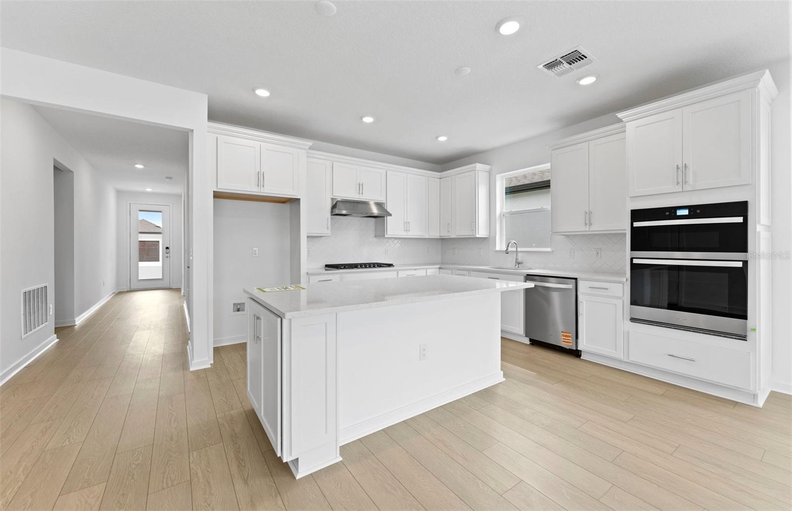 33251 BINDING TIES LN, WESLEY CHAPEL, FL, 33545