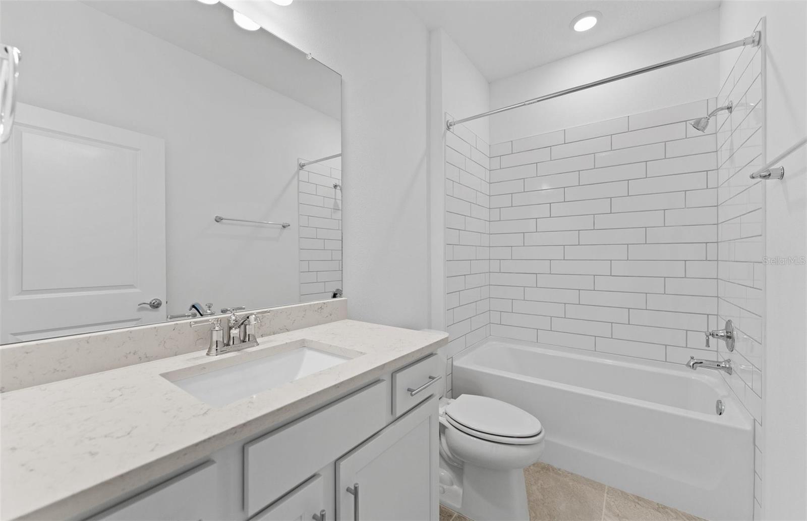 33251 BINDING TIES LN, WESLEY CHAPEL, FL, 33545