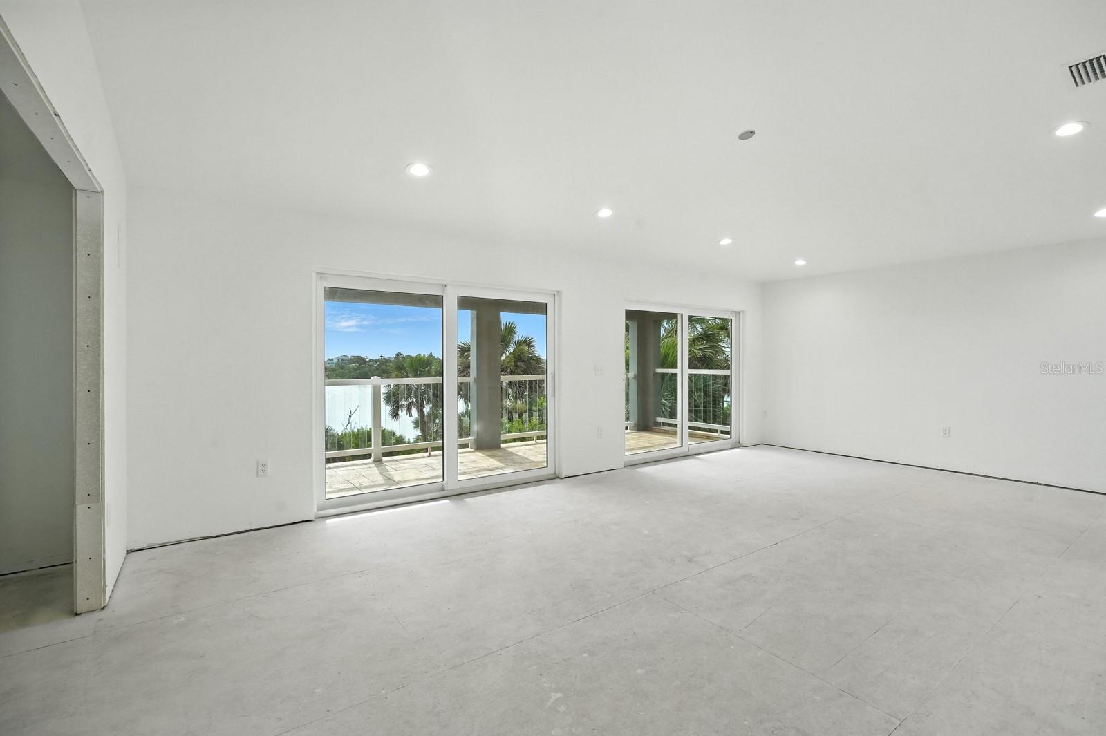 223 S RIVERWALK DR, PALM COAST, FL, 32137