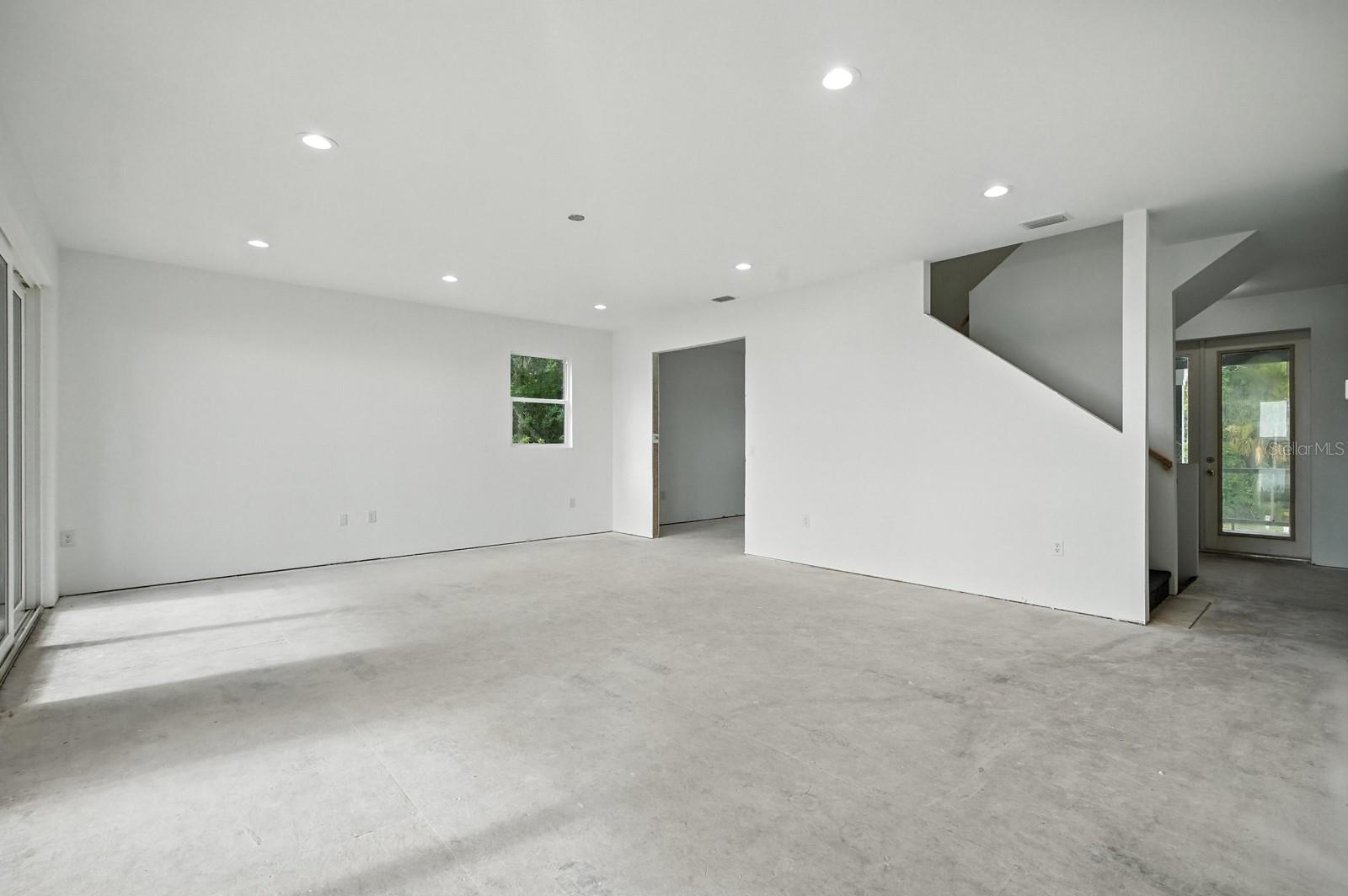 223 S RIVERWALK DR, PALM COAST, FL, 32137