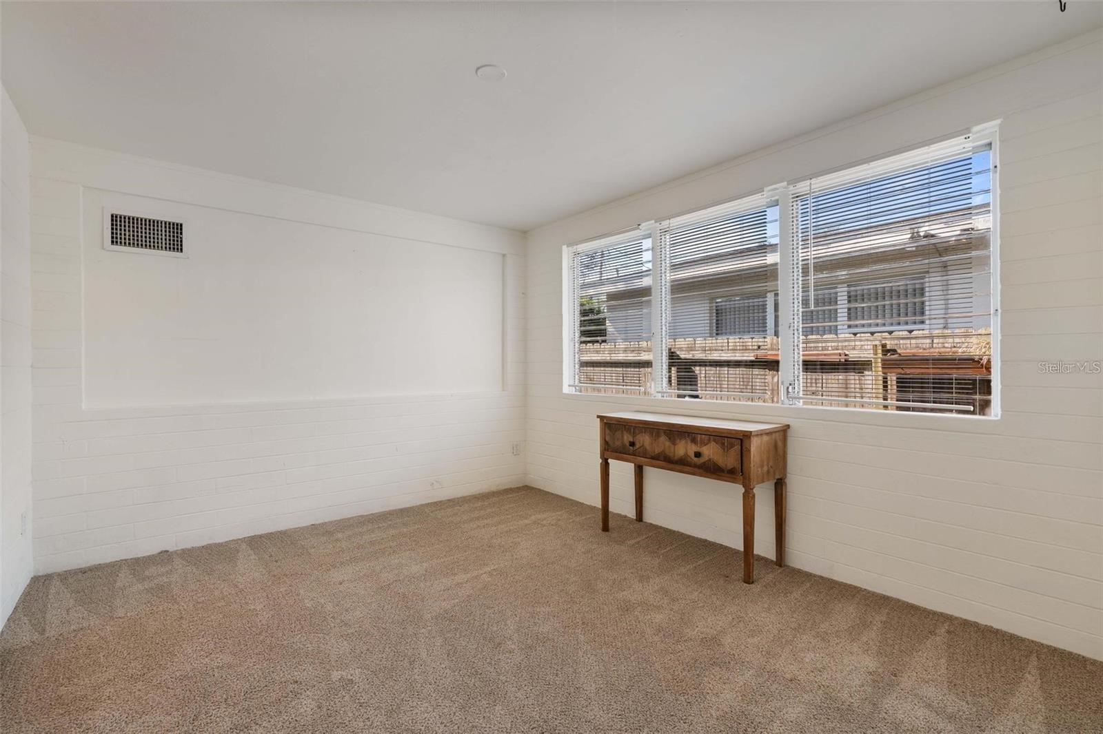 229 COLUMBUS AVE, DAYTONA BEACH, FL, 32118