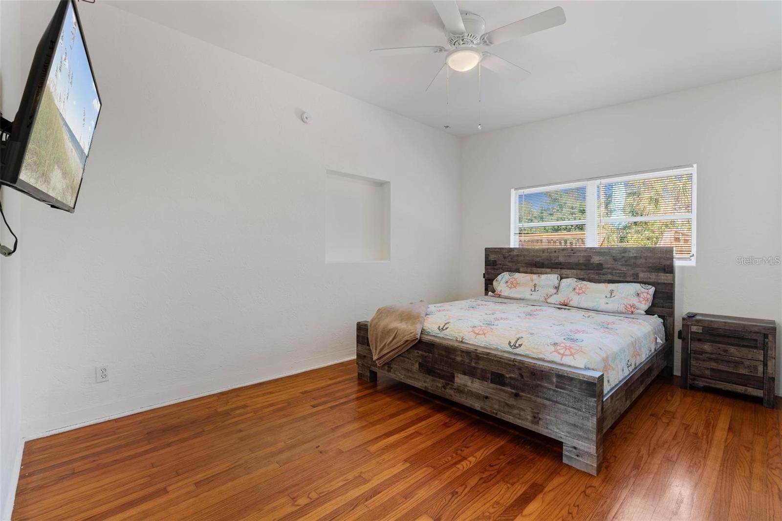 229 COLUMBUS AVE, DAYTONA BEACH, FL, 32118