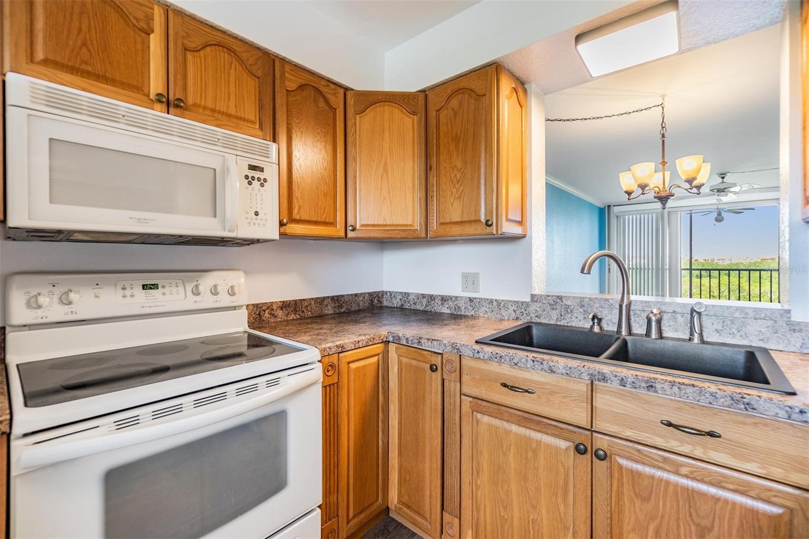 900 COVE CAY DR #4B, CLEARWATER, FL, 33760