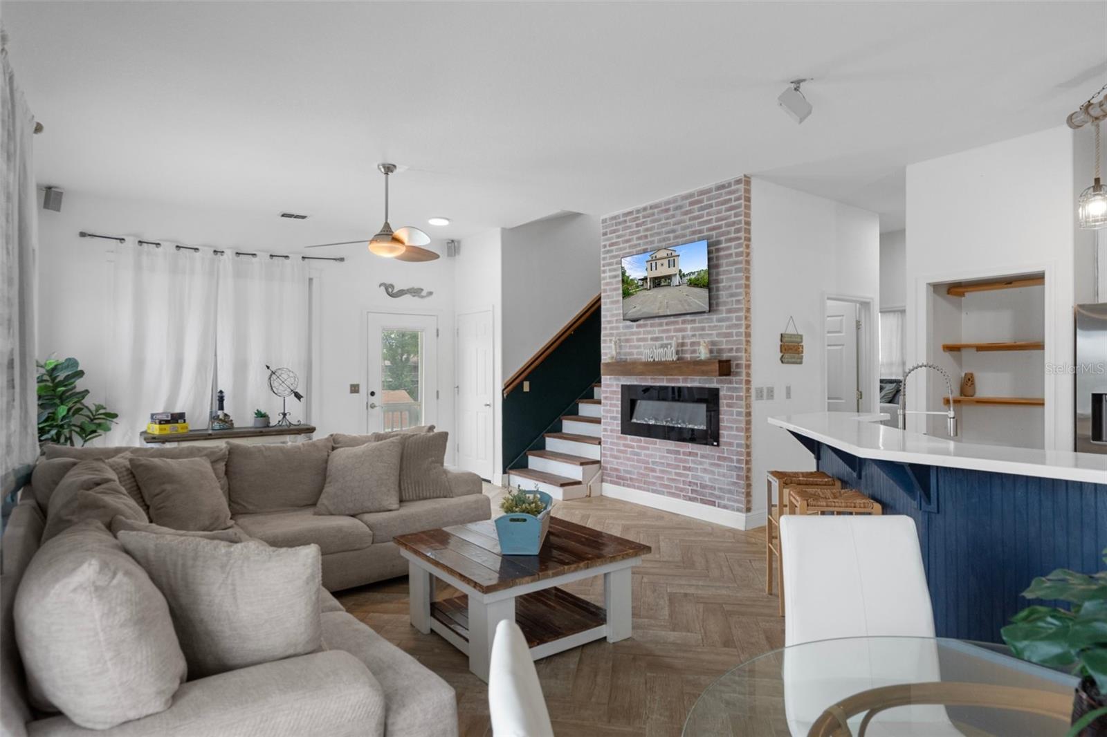 6245 ISLAND DR, WEEKI WACHEE, FL, 34607