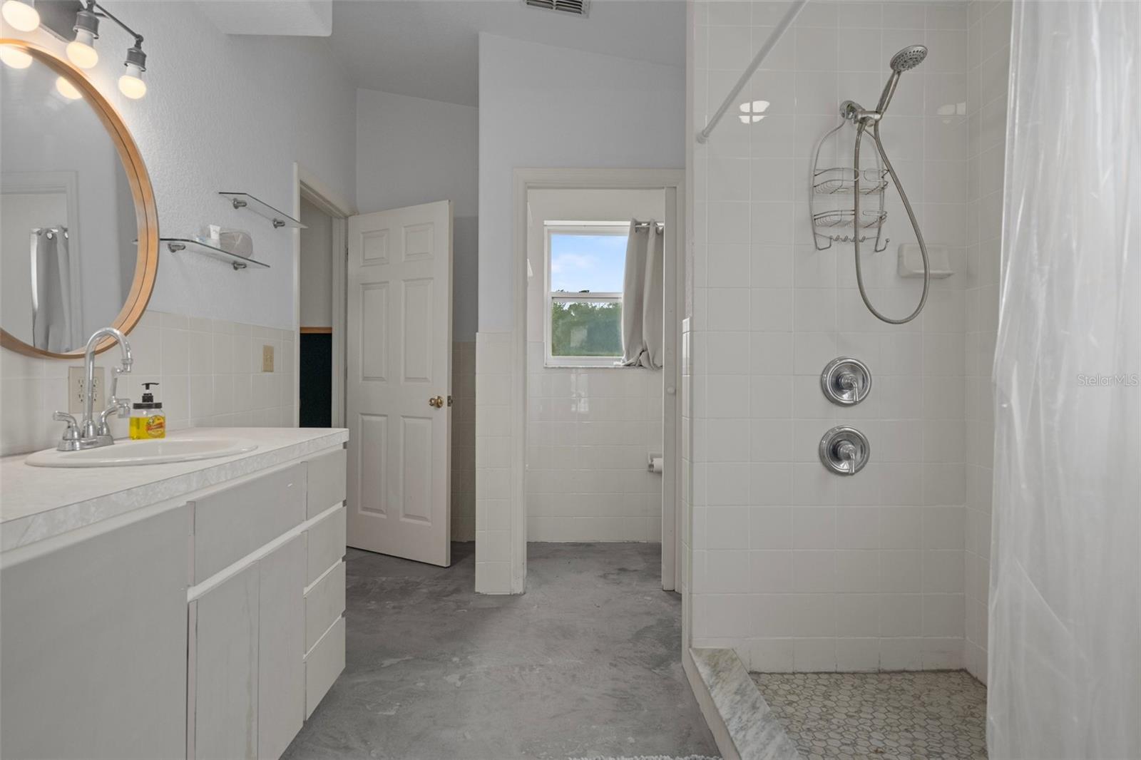 6245 ISLAND DR, WEEKI WACHEE, FL, 34607