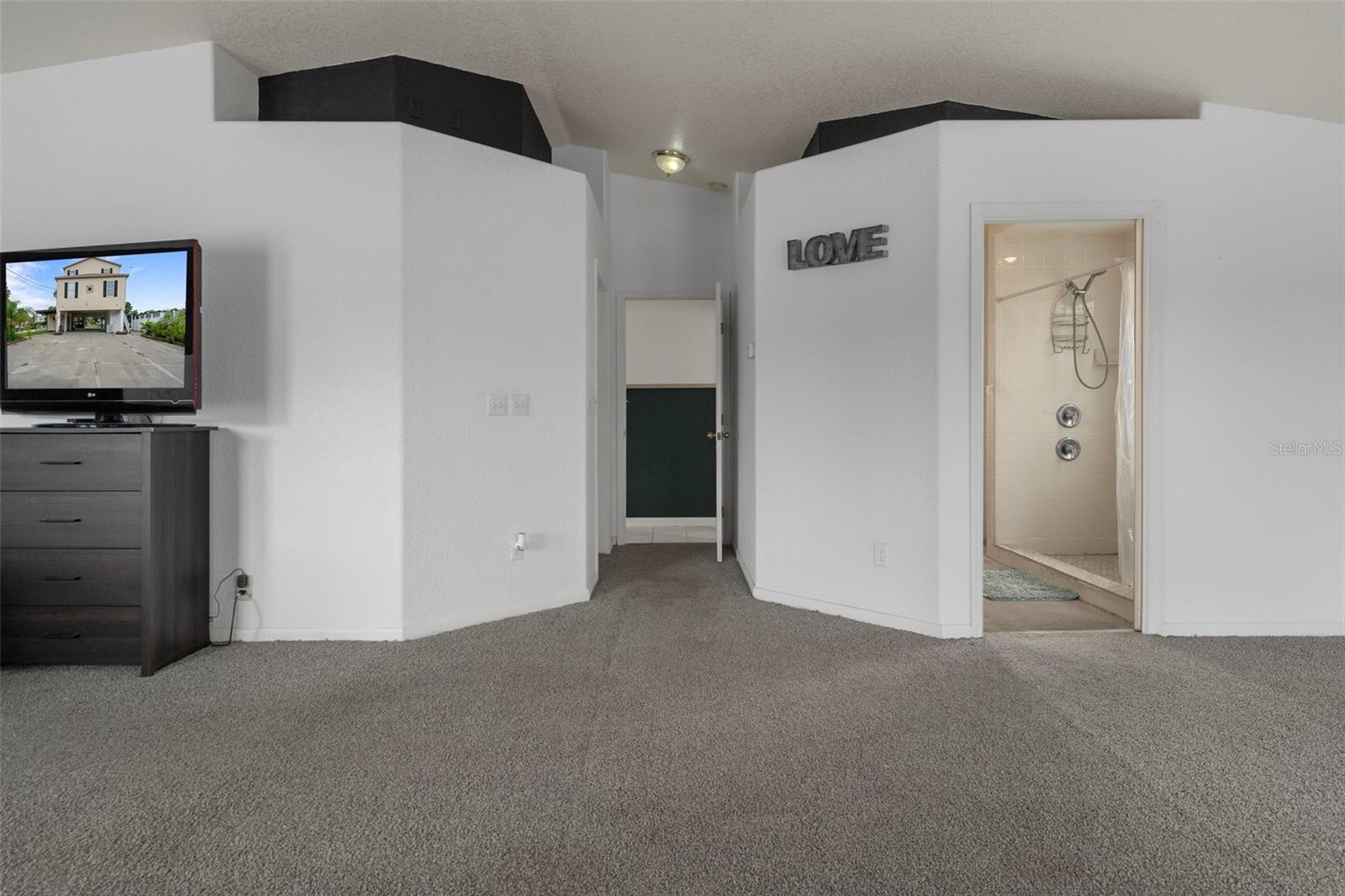 6245 ISLAND DR, WEEKI WACHEE, FL, 34607