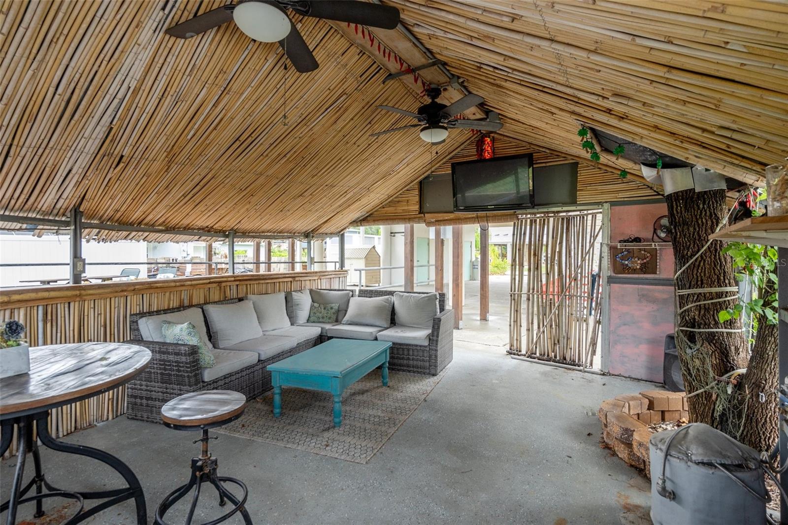 6245 ISLAND DR, WEEKI WACHEE, FL, 34607